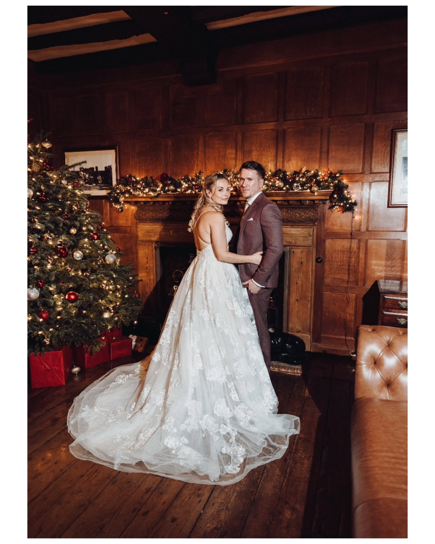 Closing out the wedding year with a little Christmas magic ✨
A winter wedding at Leez Priory felt like the perfect way to end an incredible season. Candlelight, emotion, festive warmth and a reminder of just how lucky I am to do this for a living.
2025 brought growth, clarity and so much gratitude. For the couples who trusted me, the stories I got to tell and the moments that will live on long after the day itself.
Here’s to endings that feel full and beginnings that feel exciting 🤍
#leezpriory #weddingphotographer #fineartwedding #instawedding #elopementwedding dreamcatcherweddingsuk