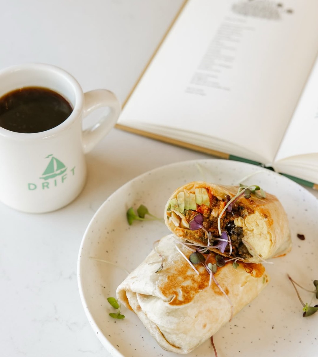 These days between Christmas and New Year's Eve deserve to be savored, slow down and enjoy the season with a coffee and a bite at @driftcoffee.kitchen.