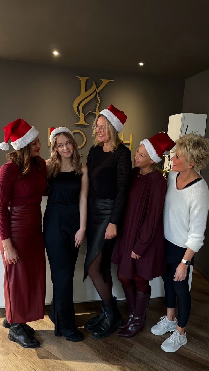 🎄✨ Frohe Weihnachten ✨🎄
Ich möchte mich von Herzen bei all meinen Kundinnen und Kunden für eure Treue und euer Vertrauen in diesem Jahr bedanken. 🤍
Ein ganz besonderer Dank geht an mein großartiges Team:
Danke für euren Einsatz, eure Leidenschaft und euren Zusammenhalt. Ohne euch wäre dieses Jahr nicht das gewesen, was es war. ✨
Ich wünsche euch allen besinnliche Feiertage, erholsame Stunden im Kreis eurer Liebsten und einen wundervollen Start ins neue Jahr. 🎅🎁
✨ Frohe Weihnachten ✨