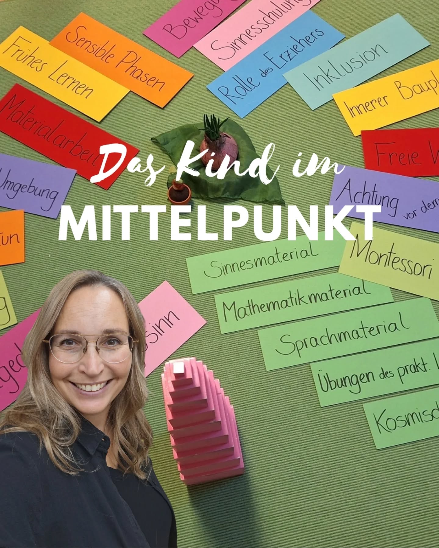 Wenn du an Montessori denkst, fallen dir sofort Spielmaterialien auf Tabletts ein? Holzspielsachen? Gegenstände zum Löffeln und Schütten? Materialien mit Fehlerkontrolle?
Das allein macht noch keine Montessoripädagogik.
Viel wichtiger ist deine Haltung! 🌱
Was war Maria Montessori am wichtigsten?
Für sie stand immer das Kind im Mittelpunkt und nicht das Material. Zwar ist eine Montessori Einrichtung ohne das entsprechende Material nicht denkbar, doch es ist lediglich ein Teil der vorbereiteten Umgebung und kann nur im Gesamtzusammenhang der Montessoripädagogik seine wirkliche Bedeutung erlangen.
Die Auffassung, man bräuchte nur das geeignete Material in die Regale zu stellen, um nach Montessori zu arbeiten, ergibt ein falsches Bild.
💡 Man kann aber Kinder nach Montessoris Grundhaltung achtsam und feinfühlig begleiten, ihre eigene Entwicklungsarbeit achten, ihre Lernprozesse anerkennen und durch die aufmerksame Be(ob)achtung kindlicher Neugier und Interessen neue Entwicklungsimpulse anbieten und Lernfreude wohlwollend unterstützen.
Zu diesem Zeitpunkt ist man der Montessoripädagogik bereits näher, als ein einzelnes Material es je könnte. 🫶🏽
Möchtest du noch mehr erfahren, dann folge mir oder speicher dir den Beitrag, um im Team dazu zu reflektieren!
#mariamontessori
#kitaimpulse
#erzieherausbildung
#pädagogikmitherz
#kindzentriert