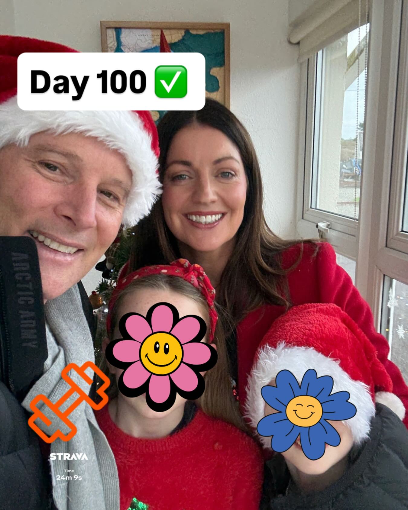 Day 100 ✅ 🎄 🎅🏻
100 days ago, I committed to moving every day.
I’m generally pretty good with motivation and when I put my mind to something there’s no stopping me - but there were days I really didn’t want to move.
What kept me consistent wasn’t discipline alone.
It was accountability.
I committed publicly.
Over 22,000 views - and that mattered.
Accountability doesn’t have to look perfect.
It just has to work.
If you’re ready to build consistency in January, you don’t have to do it alone.
Group accountability starts on January 19th 🤍
Comment “JAN” or “DM” for details.
#100withkathyoc #accountability #accountabilitycoach #fitness #motivation