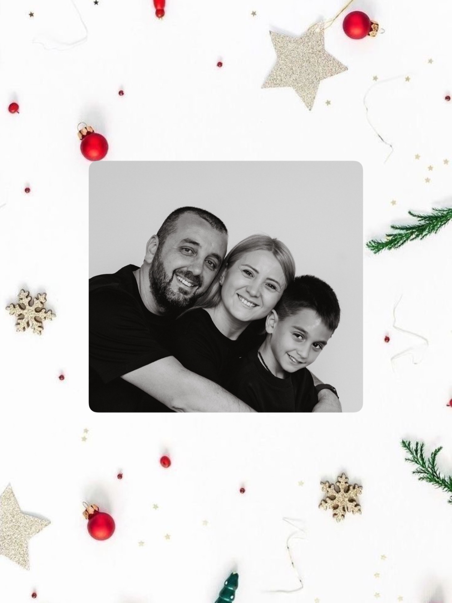 Merry Christmas from our family to yours 🤍🎄
Grateful for this wonderful community 🤍🙏🏻
Happy Holiday.❤️