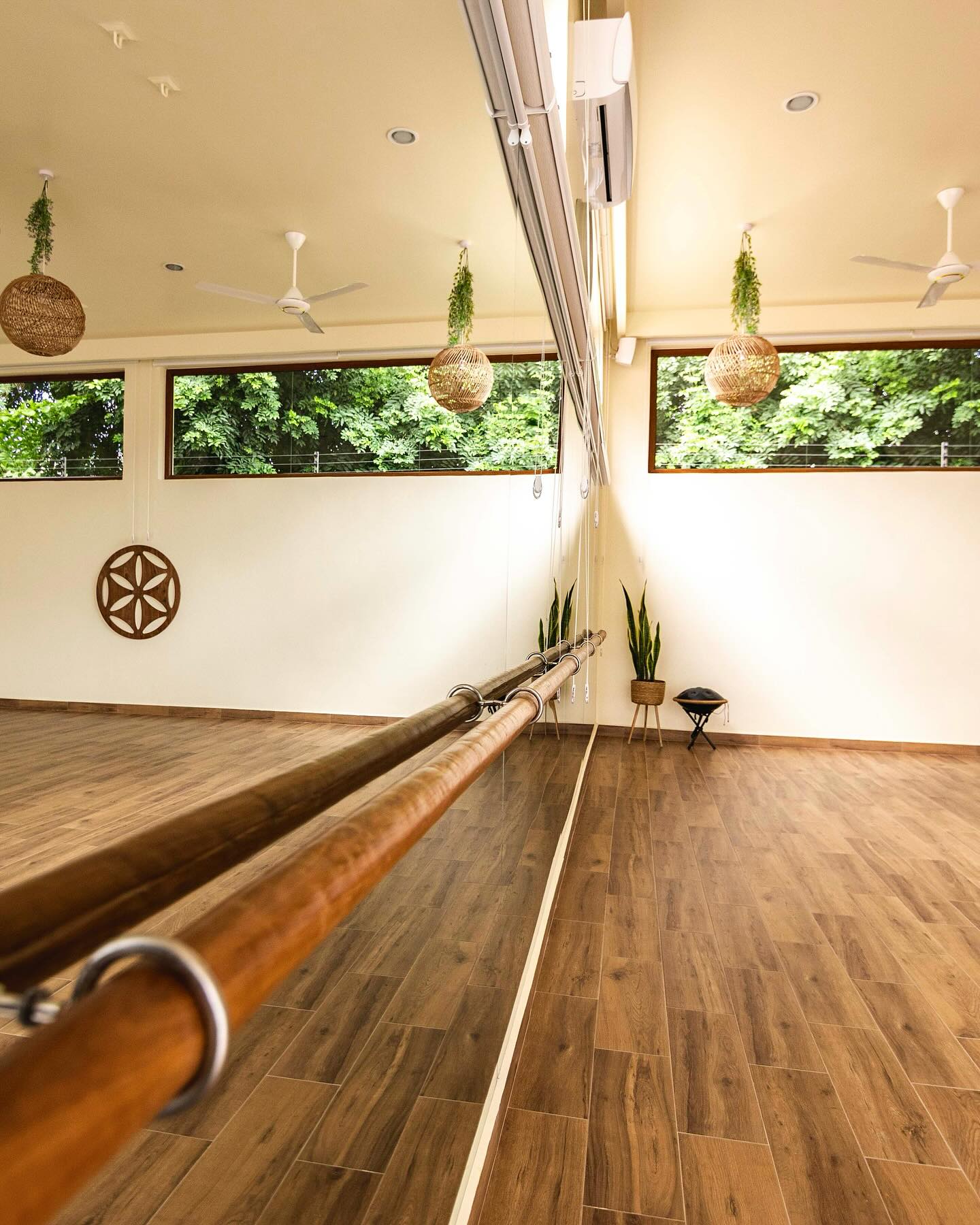 The hall is resting, and so are we. 🌿
We’re taking this time to pause, breathe, and recharge.
Umoja will reopen on January 6th, ready to welcome you back into the space.
Until then, may these days be gentle.
See you soon. 🤍
#beumoja #holidayseason #seeyousoon #wellness #daressalaam #tanzania