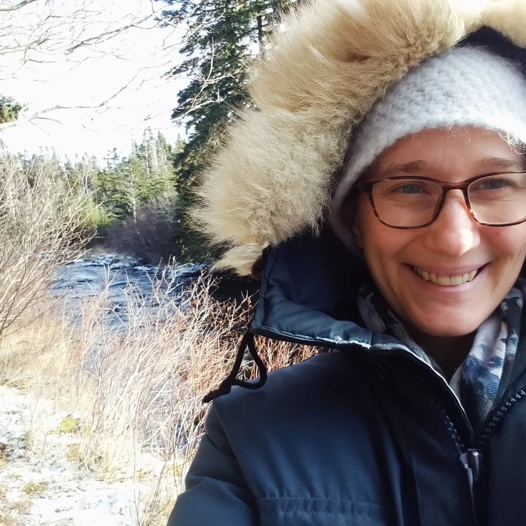 Where the light falls on the river, we know the time of year. Many blessings for all! 🙏🤍💙