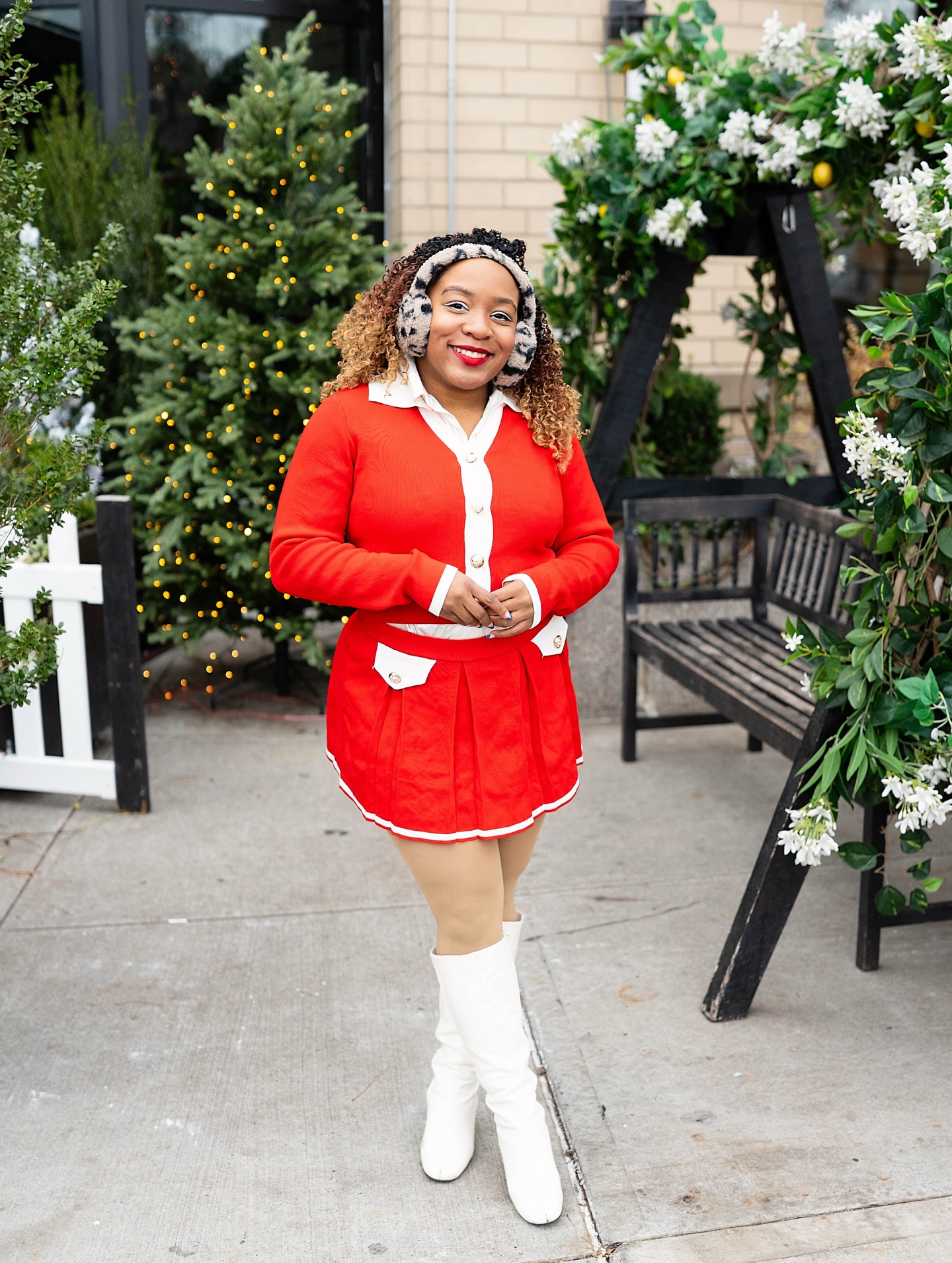 Holding space, leading with love, and sending prayers far and wide this Christmas 🤍✨
May today meet you gently, wherever you are.
PC: @m76photo
#MerryChristmas#SendingLove#GraceAndPeace
#HolidayReflection#LoveAndLight