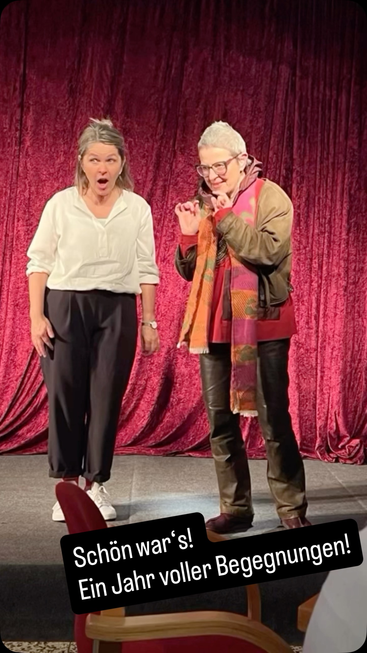 Gelacht, gelauscht, gestaunt – und zwischendurch die Welt ein bisschen verzaubert ✨
Danke, dass ihr alle Teil dieser Geschichten seid! 😉
#erzählerin #geschichten #begegnungen