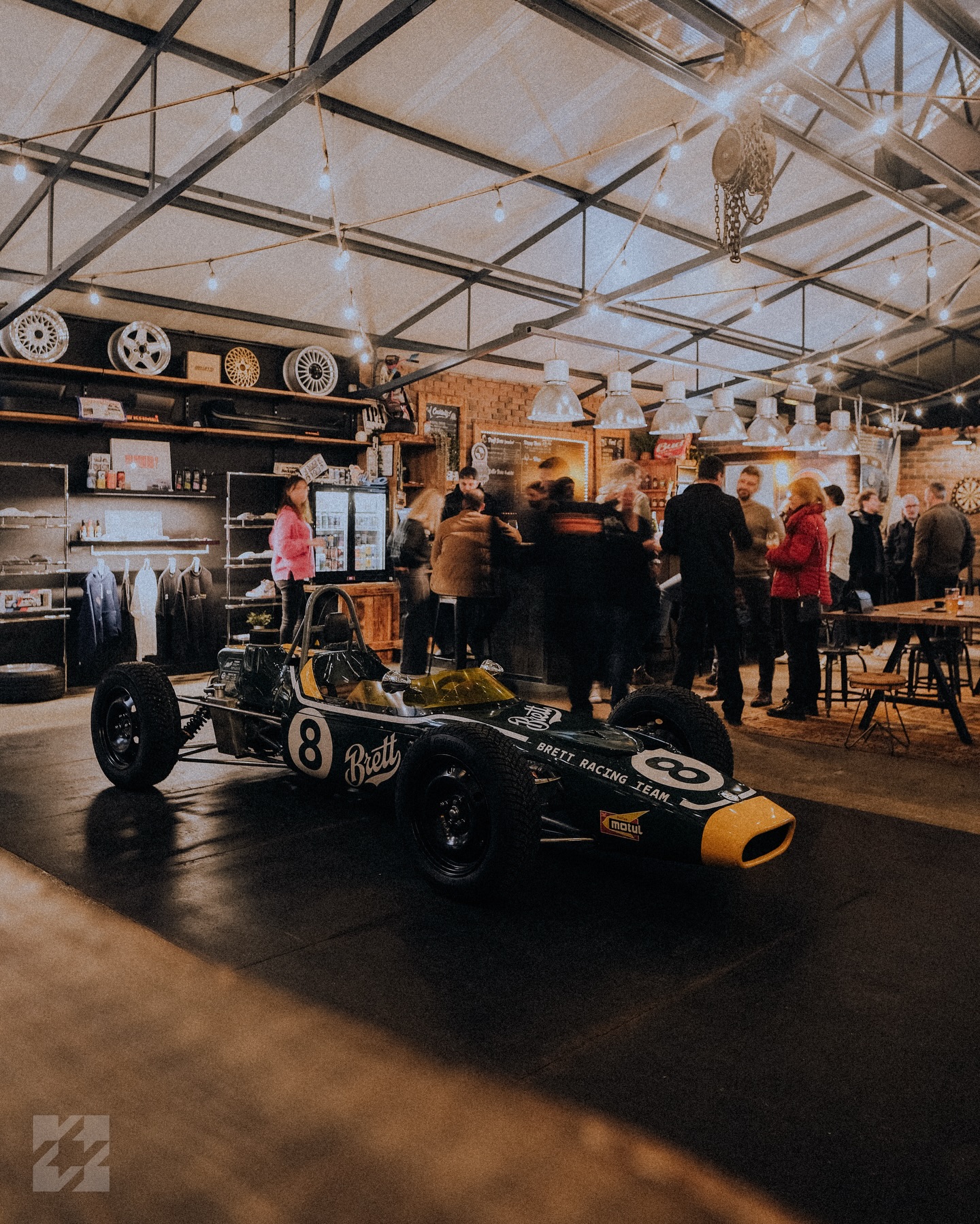 Retour en image sur la soirée découverte @classicracingschool 🏎️
Bonne humeur et convivialité étaient au rendez-vous !
Merci à tout les participants & bonne fêtes de fin d’année à tous✨
On remet ça quand ?🏁
#classique #classicracingschool