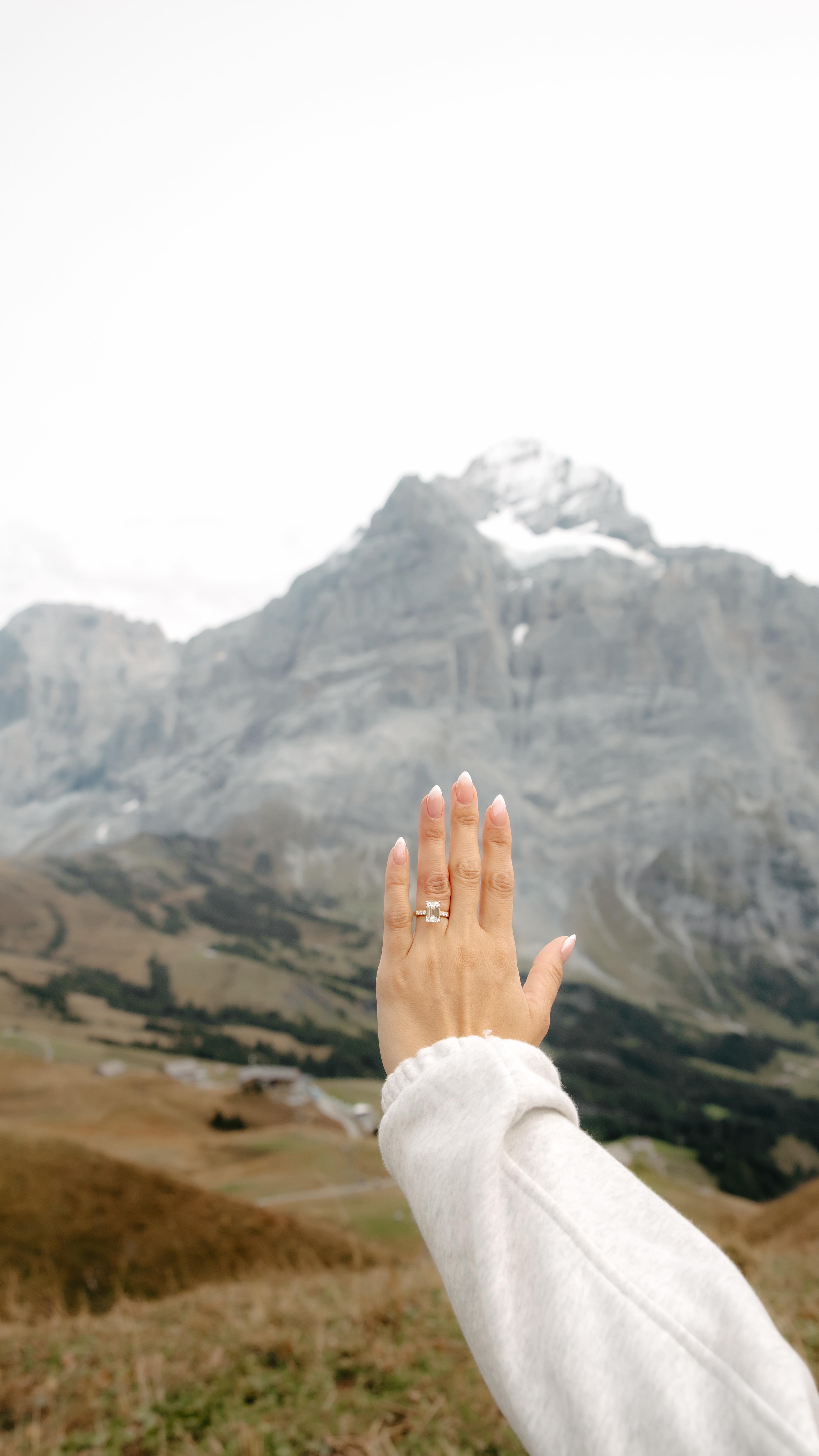Straight out of a fairy tale, the backdrops you will get for your elopement are unmatched!
Looking for breathtaking elopement pictures in Switzerland? Contact at info@gloriavelvet.com or DM for more information!
#elopeinswitzerland #swisselopement