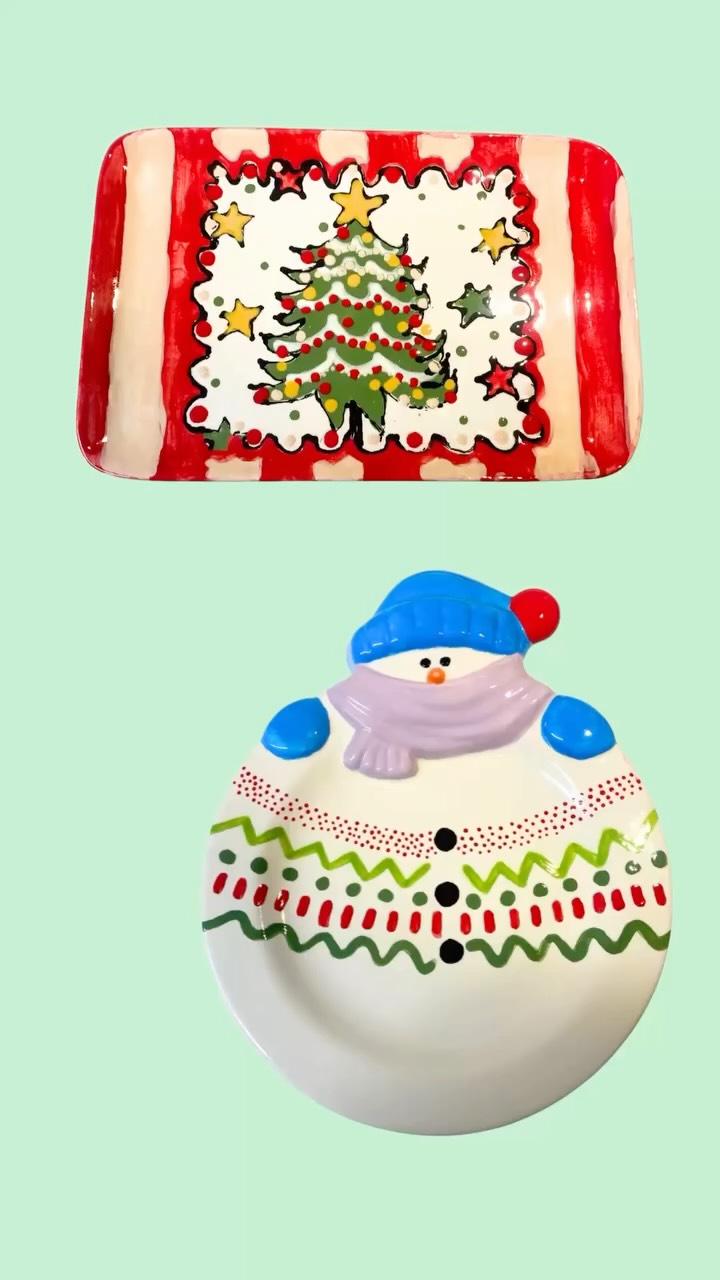 Wishing you all a very merry Christmas!🎄Our team have spent lots of time painting and prepping pottery and we hope everyone enjoys their gifts today. And we’ve also seen a great selection of ‘paint your own’ pottery painted but you guys to get you in the festive spirit