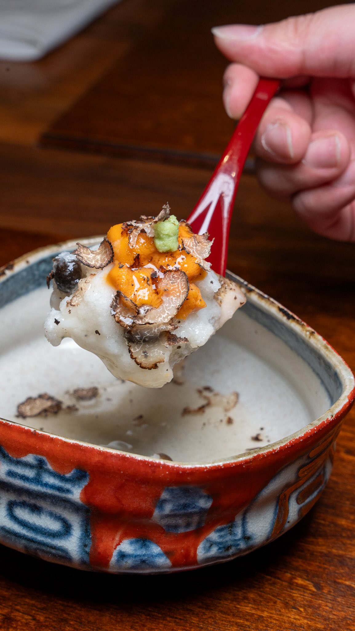 A taste of winter elegance at Kaiseki Sanga ❄️
December Menu featuring Blackthroat Seaperch, delicate steamed turnip, aromatic truffle, and luxurious Hokkaido uni.
📍Kaiseki Sanga
3650 S Decatur Blvd Suite 22, Las Vegas, NV
#kaisekisanga #lasvegas #authenticjapanesefood #vegas #dinnerideas #kaiseki #japanesefood