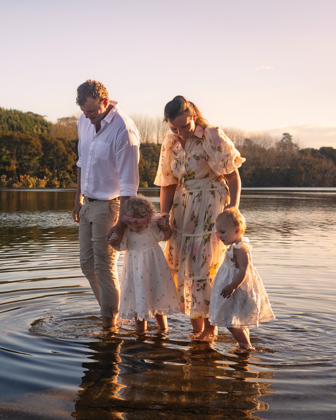 Wishing you a Merry Christmas and a warm, sun-filled summer.
Thank you for being part of our year at Rise Real Estate! 🌲