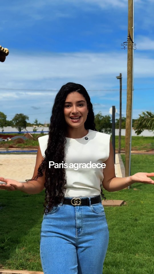 O Condomínio Paris deseja a todos um Feliz Natal e próspero Ano Novo!