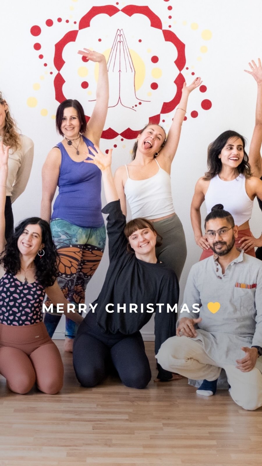Merry Christmas & Happy Holidays 🤍
To our beautiful YogicEscape family 🫶
this season, our hearts are full because of you.
To our teachers who hold space with so much intention, our managers who keep the energy flowing, and our community who shows up on the mat and in life thank you for being the soul of this studio. 🙏
Every breath, every practice, every shared moment has made this year what it was. 🎄
Grateful beyond words. Bound together by movement, stillness, and love. 💛
#merychristmas #yogastudioberlin #yogastudio #berlinyiga #yoganerlin