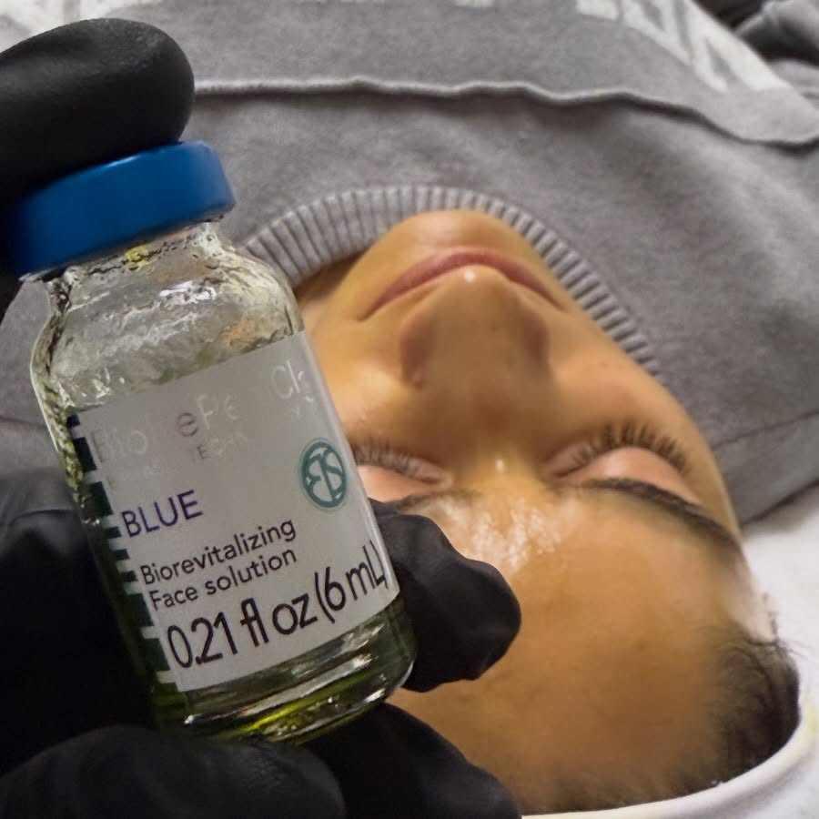 BIOREPEEL BLUE
Fresh skin. Smooth texture. Instant glow.
This treatment is all about renewing your skin and enhancing its natural radiance. Perfect for anyone looking to refresh, reset, and elevate their skincare routine with visible results and minimal downtime.
Glowing skin starts with consistency—and BioRePeel Blue is the perfect glow-boosting add-on to your self-care routine.
#BioRePeelBlue #BioRePeel #SkinGlow
#GlowingSkin #SkinReset SkinConfidence
ClearSkinGoals RadiantSkin
ProfessionalSkincare SkincareTreatment