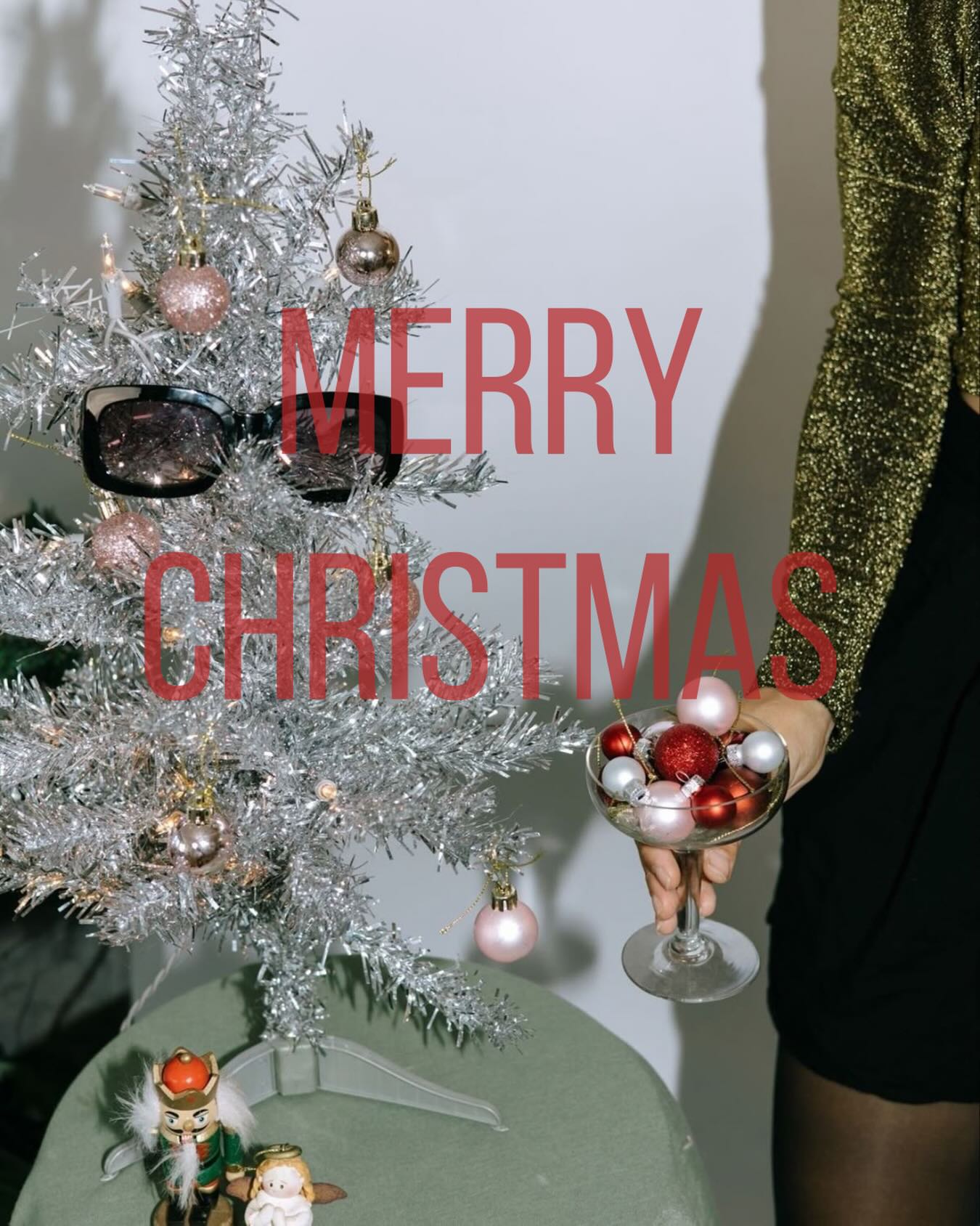 🎄✨ Merry Christmas from Willow Salon ✨🎄
Today we’re taking a moment to celebrate, rest, and spend time with the ones we love.
We are closed today for Christmas, but we’ll be back open tomorrow and ready to take care of you ✂️🤍
From the bottom of our hearts, thank you to our amazing clients for your continued love, loyalty, and support this year. We are so grateful for each and every one of you.
Wishing you a holiday filled with warmth, joy, and a little sparkle ✨
— The Willow Salon Team
📍 Maple Grove