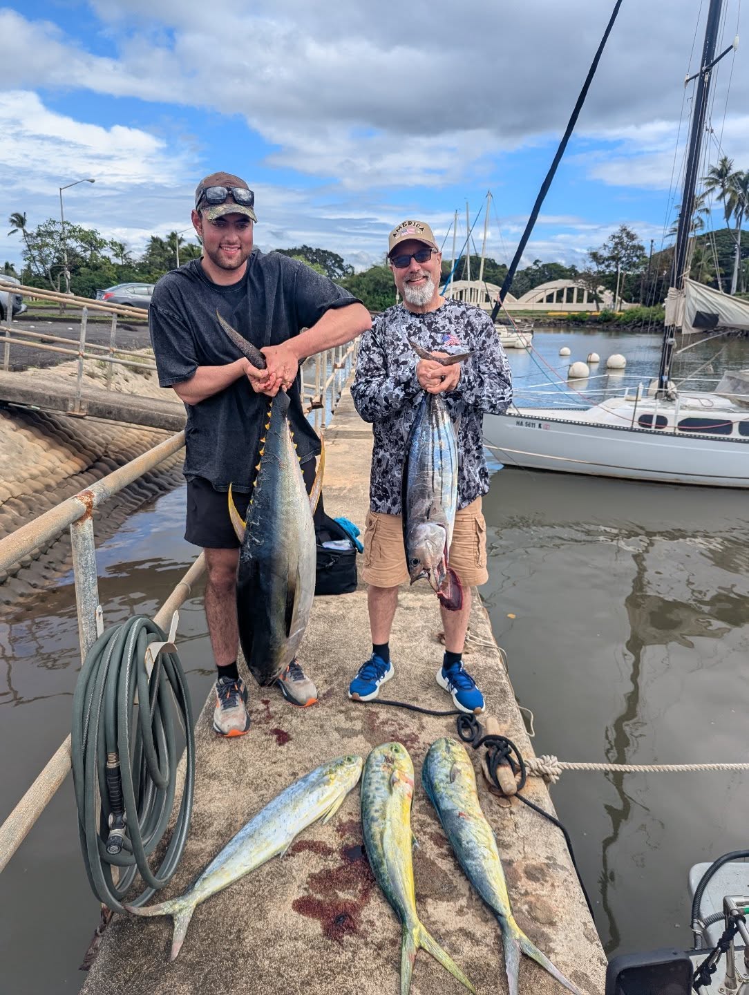 Mahi's coming in hot this December! This father son duo got to score mahi and tuna this half day!
For charters check out:
Gofishoahu.com
haleiwafishingcharter #mahi #ono #northshoreoahufishing #northshoreoahu #northshore hawaiifishing fathersonfishing oahufishing oahu lines lures rods reels bait tackle polebender pelagicfishing trolling boattrip bottomfishing pelagic freshfish freshcatch mahifishtacos gofishoahu luckylasshaleiwacharters
