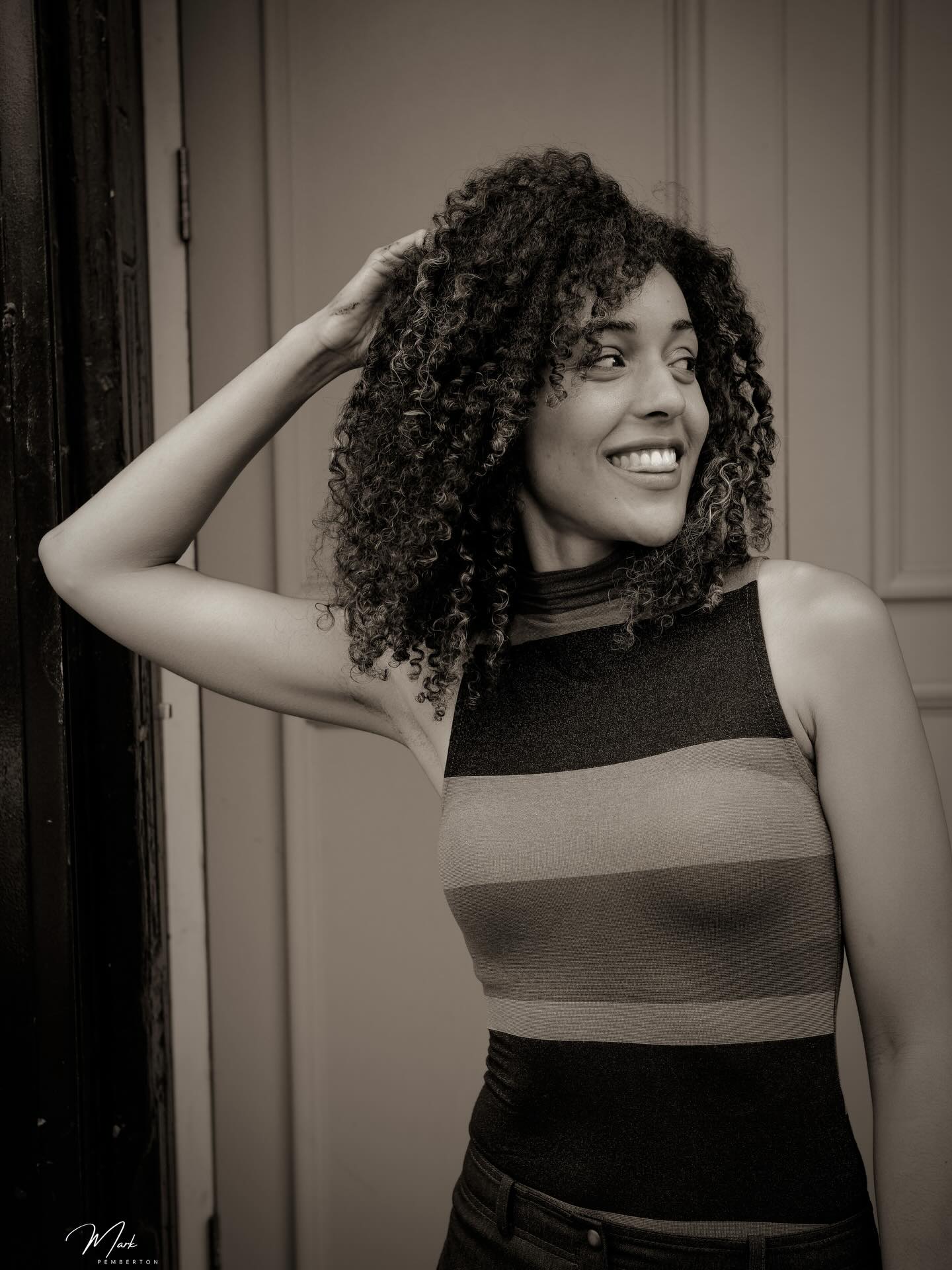 Time to start sharing some of my favourite images from the past year…starting with a new set of fab photos from my shoot with the incredible @dannielladee #photoshoot #fujixseries #modelshoots #dannielladee #photoshooting t