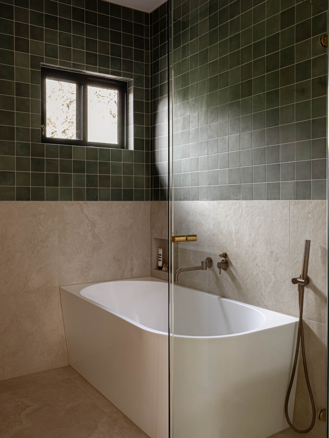 While clients are eagerly ready for change, I can’t help but admire a bathroom with this much post-war charm. The square tile geometry of the original became a nuanced nod in the new.
Builder: @trjandsons
Photographer: @bridietomkinsphotography
#bathroomrenovations #sydneyrenovation #bathroomdesignideas #greentiles #midcenturymoderndesign