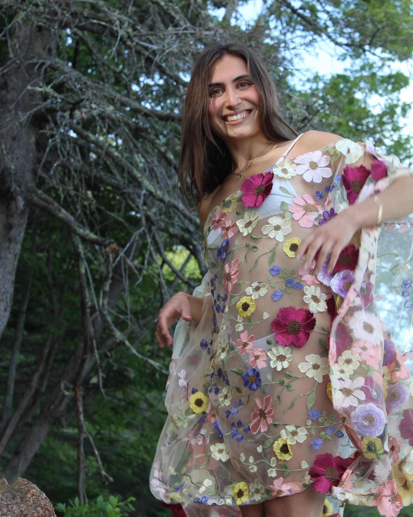 Happy Holidays everyone! I hope everyone is having a cozy fun day! I will be having a very Hanna B . holiday. Gently prepping new designs and makes in the new year. So excited to share with you all! In the meantime here is a fabulous look back at one of a kind looks & ongoing creations! xoxox Hanna B.