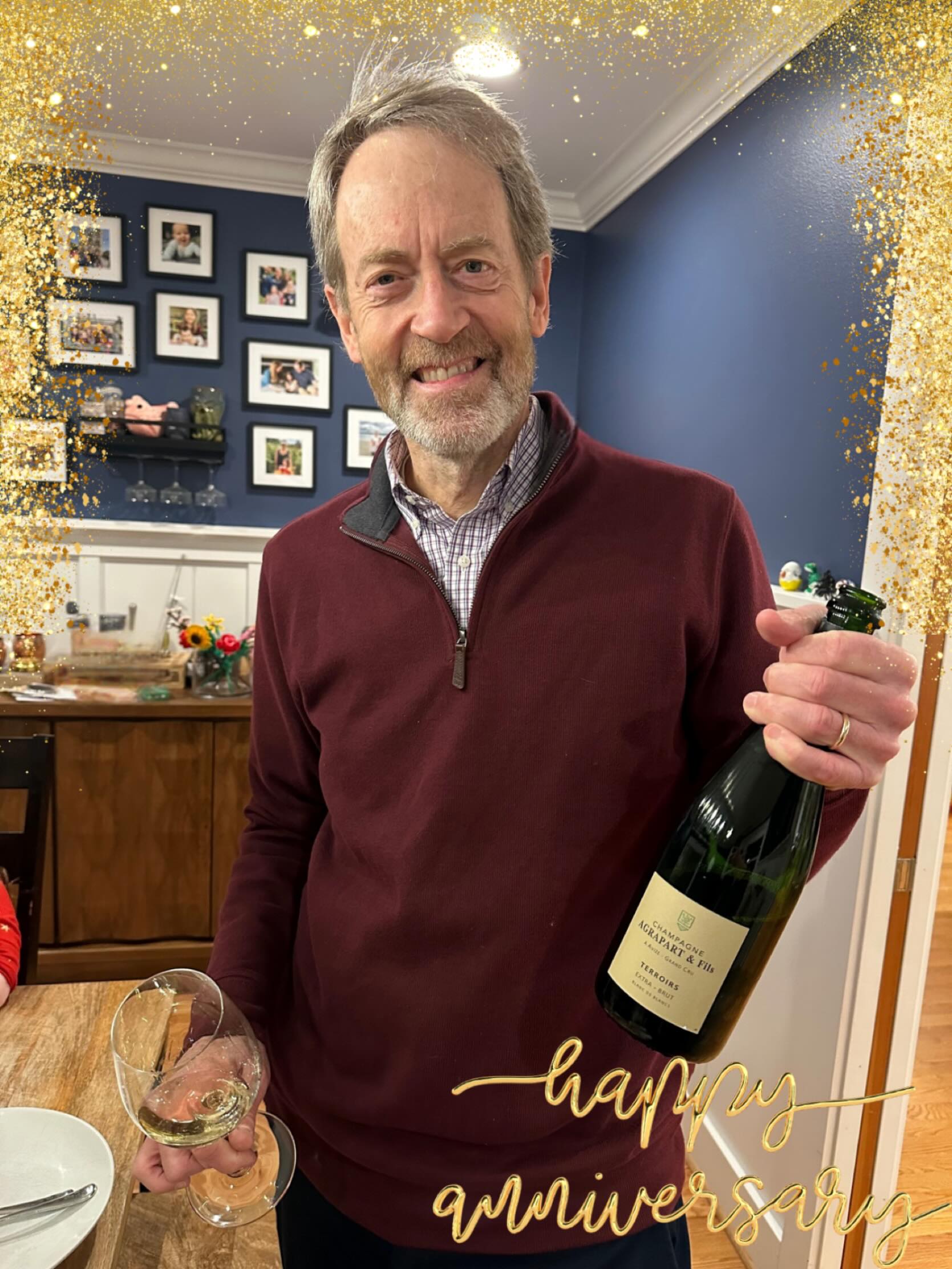 Happy RVWC Anniversary to Rob! 🥂 Rob always knows the perfect bottle to pull, and we know today he’ll be celebrating with a glass of Champagne Agrapart et Fils. Cheers!
@domainepascalagrapart