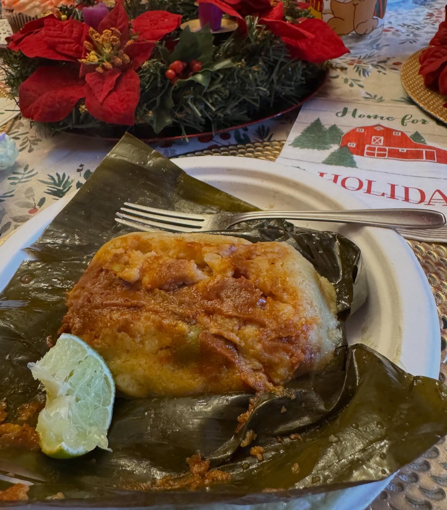 Christmas Tamale 🫔 #christmas #guatemala #latinos #tamales #family #foodies #food
