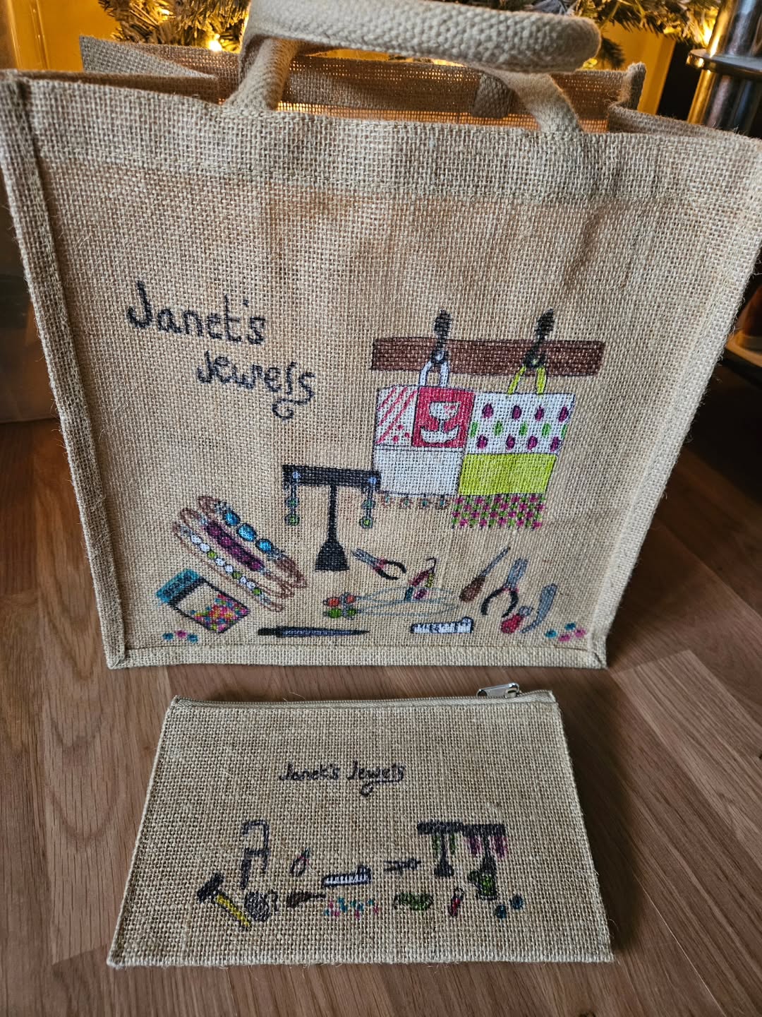 How cute is this tote bag and matching purse that I received as a gift for xmas 🥰🎁💜