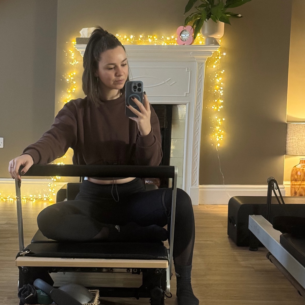 Big news… I’m teaching at TWO new studios and I’m buzzing 💃
You can now find me at:
✨ Shine Yoga & Pilates
• Wednesday 6pm
• Thursday 10am
• Friday 9.30am & 10.30am
@tabithayoga
🍑 Peachy Pilates Studio
• Tuesdays 9.30am
@peachstudio_ripley
I’ve been asked for ages if I teach at more locations and I’m so happy to finally say YES. New spaces, new faces, same MindFit vibes 🧘♀️
Come move with me 💙