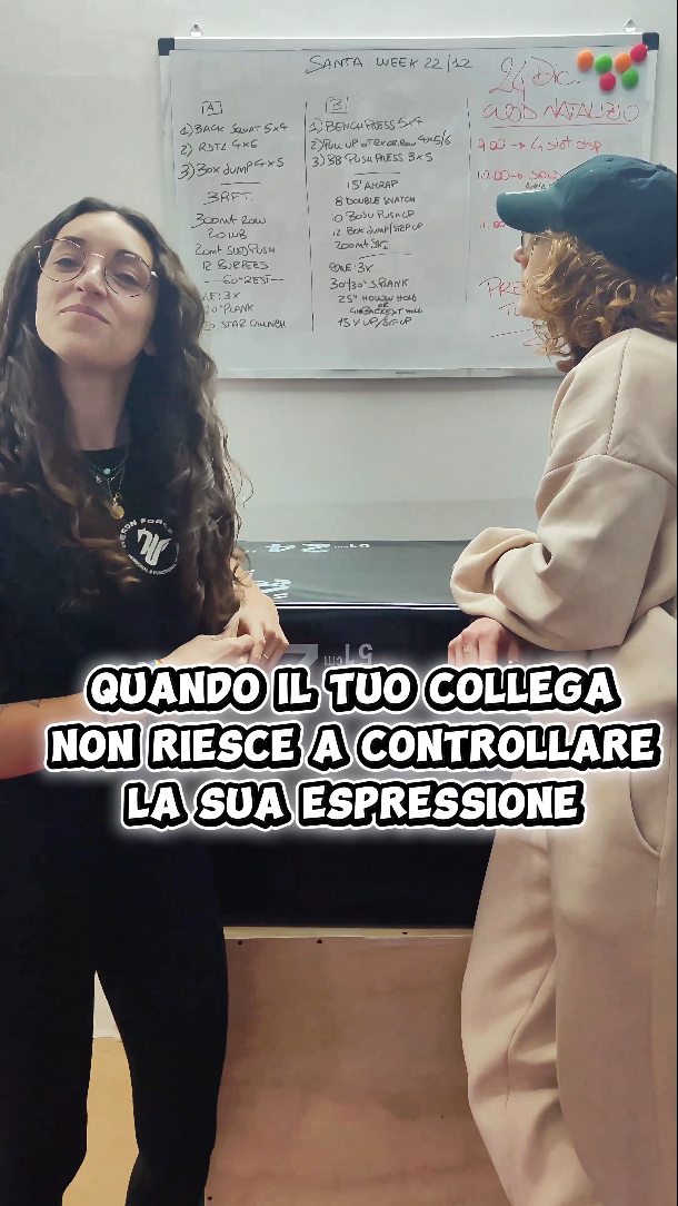 Cerchiamo sempre di soddisfare le richieste dei nostri clienti.. anche le più impossibili 🤷🏼😜
📍Via Sandro Pertini,5 castello di Cisterna
#videodivertenti #reelitaliani #comicoreel #pomiglianodarco #functionaltraining