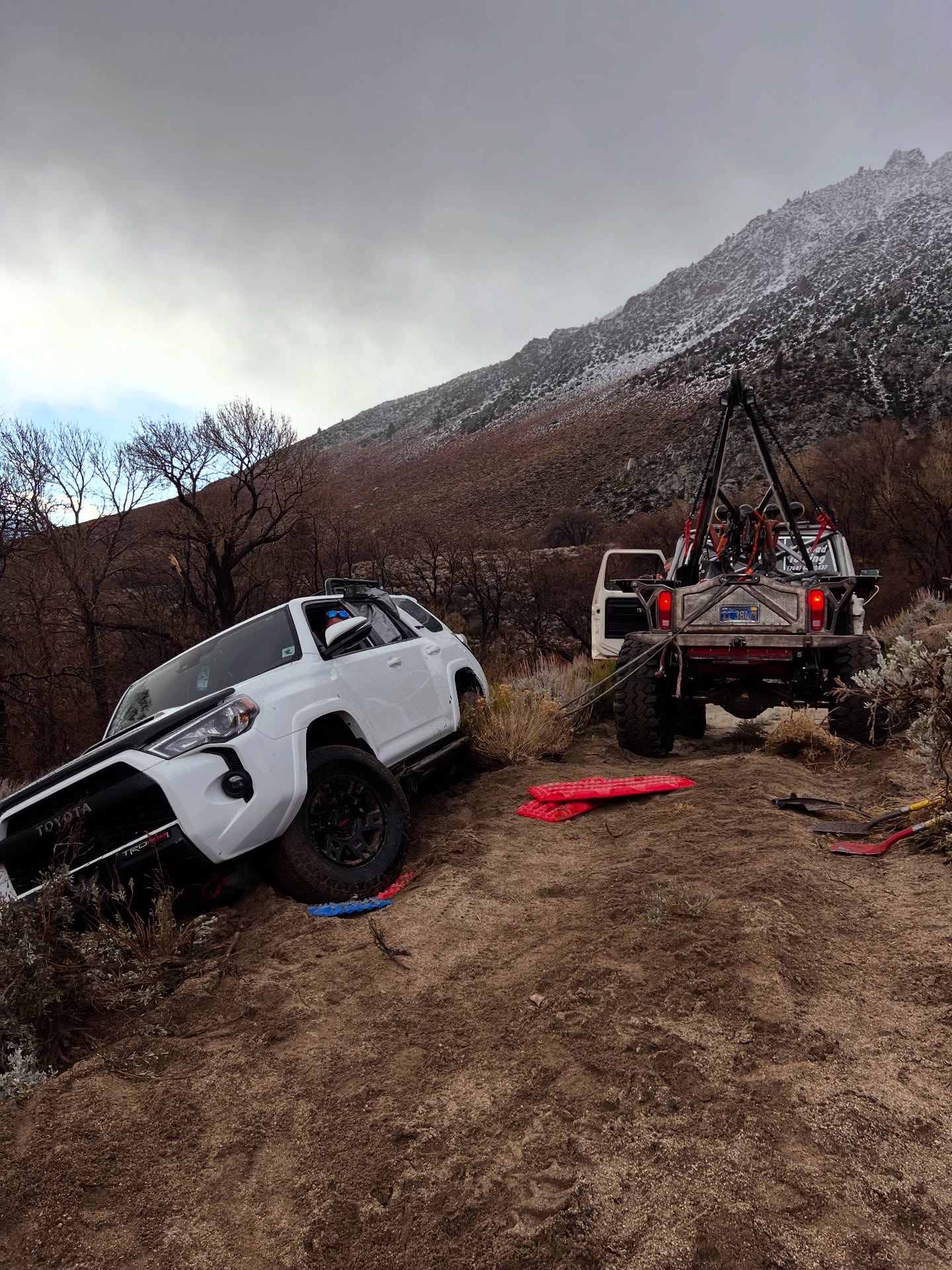 Second #vehicle #rescue for this #4runner in two days. These guys were determined to get their son his first #chuckar
The adventure started the day before when we got a call to recover their vehicle in a different location further south. Based on minimal information on the road and gps I determined that it was more of a risk to bring the big ole #whitewhale So we gave Tim @ov_vehicle_recovery a call and he happily responded in his small, and nimble recovery vehicle. I got to come along and help out a bit, but Tim had it under control and safely got them back to the road.
A few hours later I get a call from the customer claiming he is stuck again. Tim went out again and got them closer to the road but things were just not working out in the dark. Wisely they called it and we went out the next day to recover the vehicle.