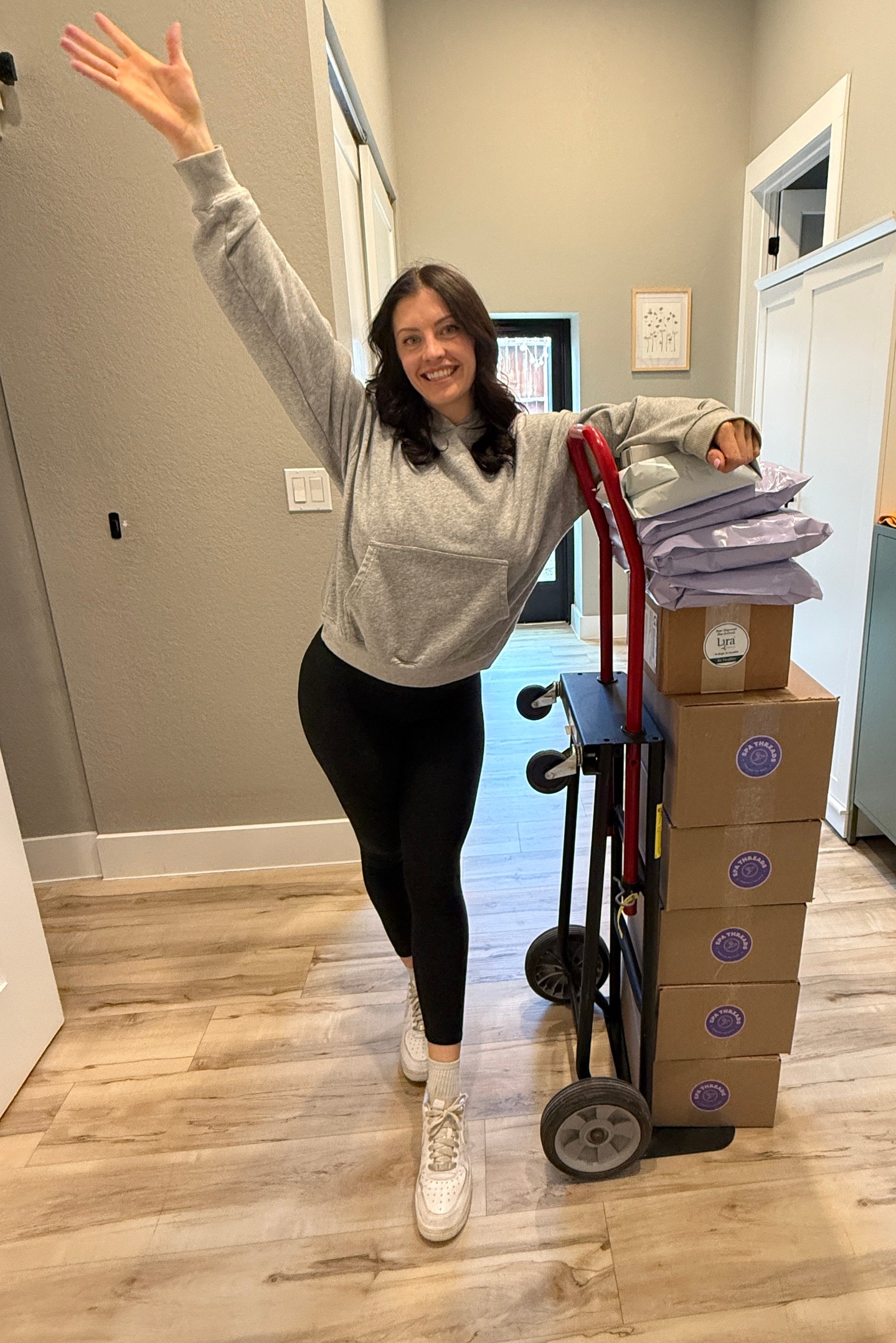 As the year comes to an end, I just really want to say thank you thank you thank you!!!
Spa Threads launched in 2025 with a lot of hope, a lot of nerves, and honestly a lot of “what am I doing?” moments, and I am so grateful for all the moments I have had thus far. Every order, message, share, and kind word truly means more than I can explain.
Getting to see my linens in your treatment rooms is something I’ll never take for granted. I’m so grateful for everyone who chose to support my small business this year. (srsly I have cried happy tears from sweet emails, messages, and voicemails).
So thankful for how far this has come and so excited for what’s next 🤍✨