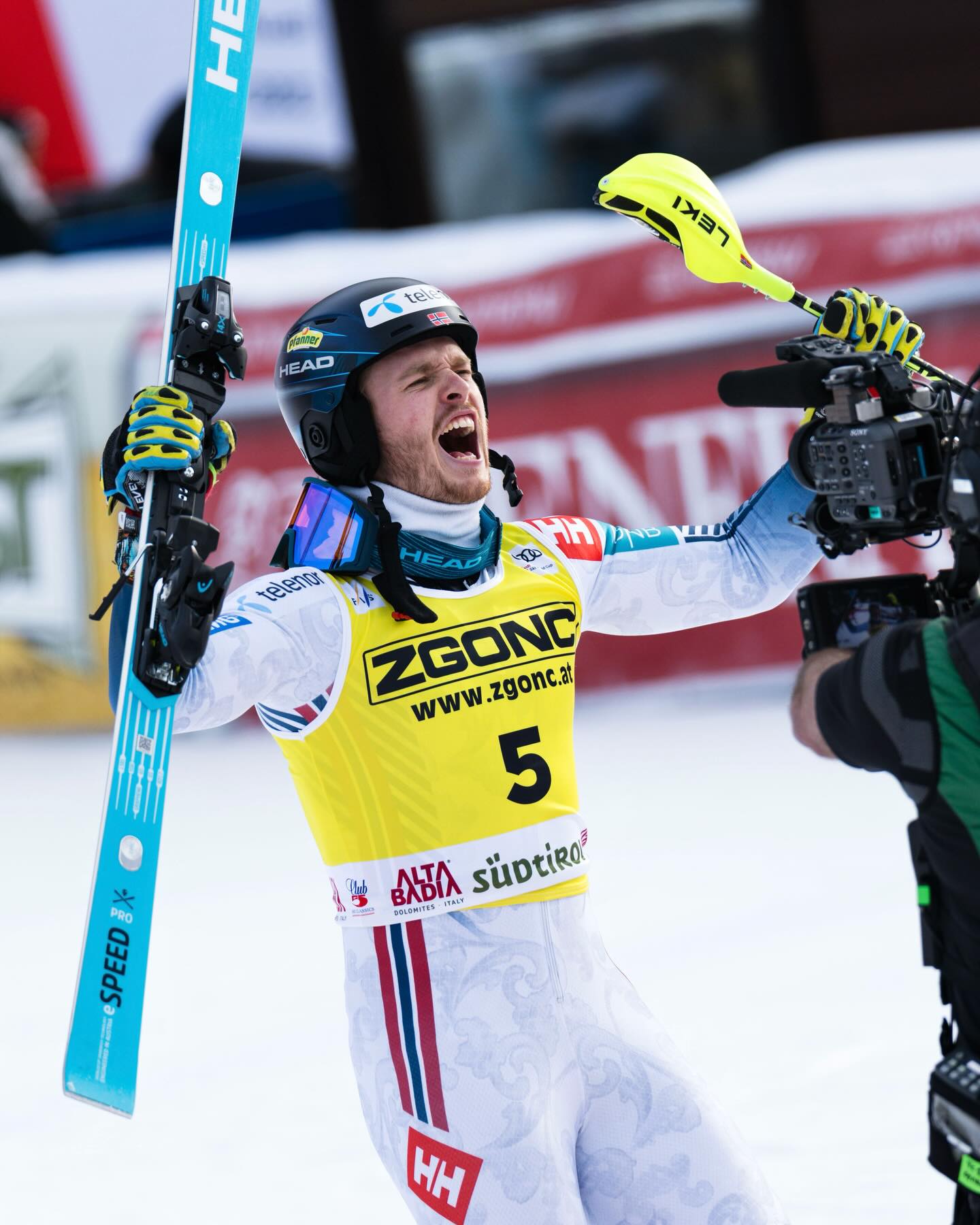 @skiworldcupaltabadia highlights pt. II ⚡️
#audifisskiworldcup #alpineskiing #skiracing #ski #sportphotography #sportevent #skiworldcup #altabadia #granrisa #fisski #fisskiworldcup