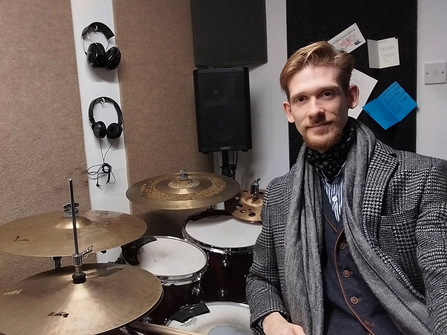 Merry Christmas and a Very Happy New Year to all!
#merrychristmas #christmas #happynewyear #musicians #drummer