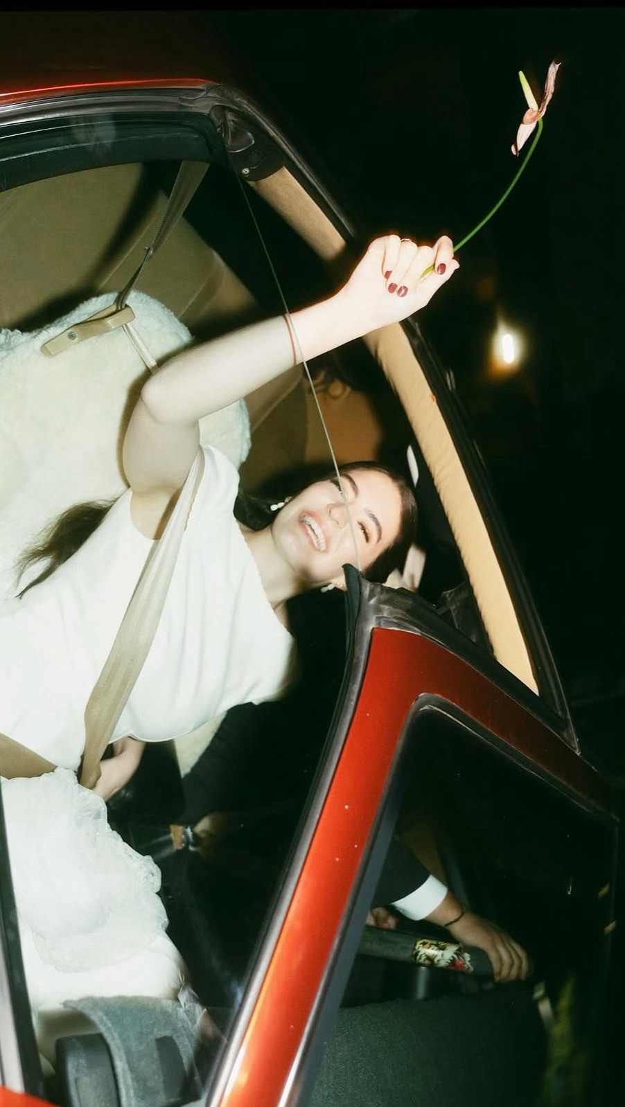 Bridal hair trials are about listening, refining, and creating a style that feels like you. so your wedding morning feels calm, confident, and completely aligned.
Photo cover by @alexzimarikphoto
#PhiPhiYvonneBeautyTeam #BridalHairTrial #BridalHairStylist #QuietLuxuryBride #TimelessBridalHair #WeddingHairInspo #BayAreaBrides #LuxuryBridalHair #SoftRomanticBride #BridalPreparation