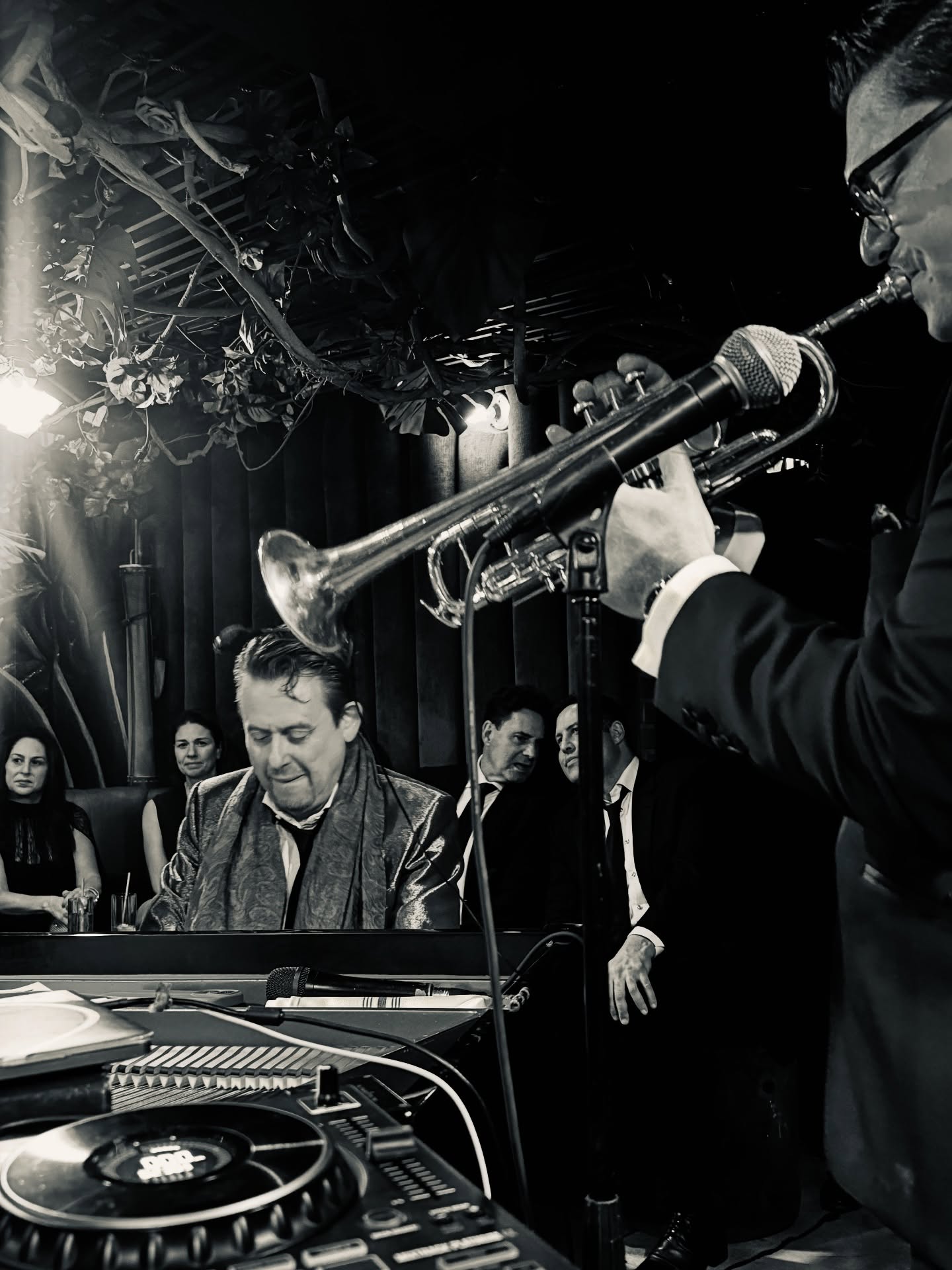 Incredible black tie Daddy Rabbit was had last night. Happy New Year friends! photo: @imkegerdes