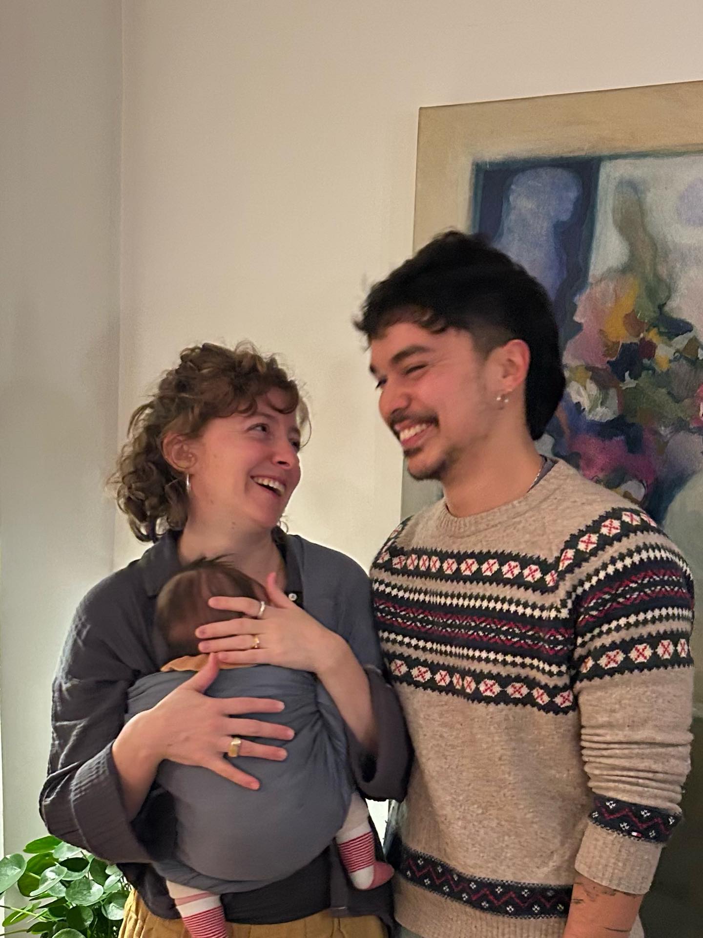 Un grand MERCI pour cette magnifique année 2025 ❤️
On prend quelques jours de repos pour bien commencer 2026 !
Et devinez quoi, 2026 marquera les 5 ans pour Aux Complices ! So grateful 🥰
Belles fêtes et à l’année prochaine 💫
Lou & Julien