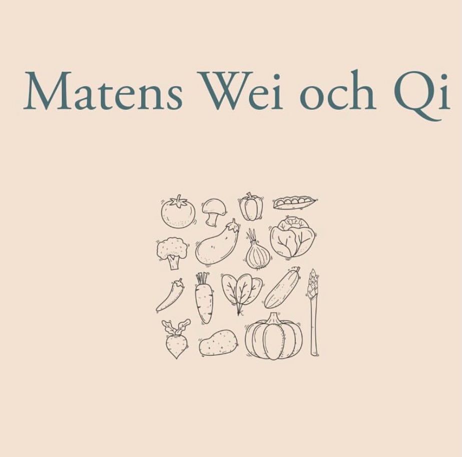 I traditionell kinesisk medicin betraktas maten utifrån dess effekter på kroppen och dess energier. Två viktiga begrepp som används för att beskriva matens inverkan är ”Wei” och ”Qi”.
Ett bra sätt för ha en balanserad kost är att varje måltid ska innehålla mat som är både Wei och Qi 🍛
Exempel: halva tallriken sädesslag, potatis, rotfrukter eller ris. Lite mer än en fjärdedel ångkokta eller kokta grönsaker och sedan lite mindre än en fjärdedel kött, fisk, mejeri eller annan proteinrik eller fet mat.
Denna modell hjälper dig att inte överbelasta mjälten eller störa magens Qi 🌿