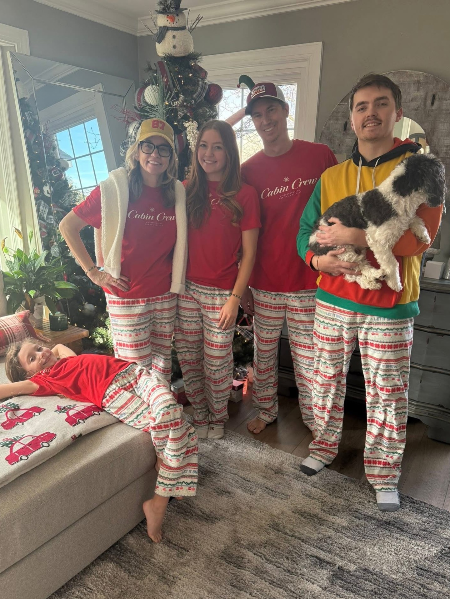 Hoppy holidays from my family to yours 🎄❤️
Featuring Todd’s amazing wrapping skills! 🎁
#mortgage #holiday #festive #gifts #family