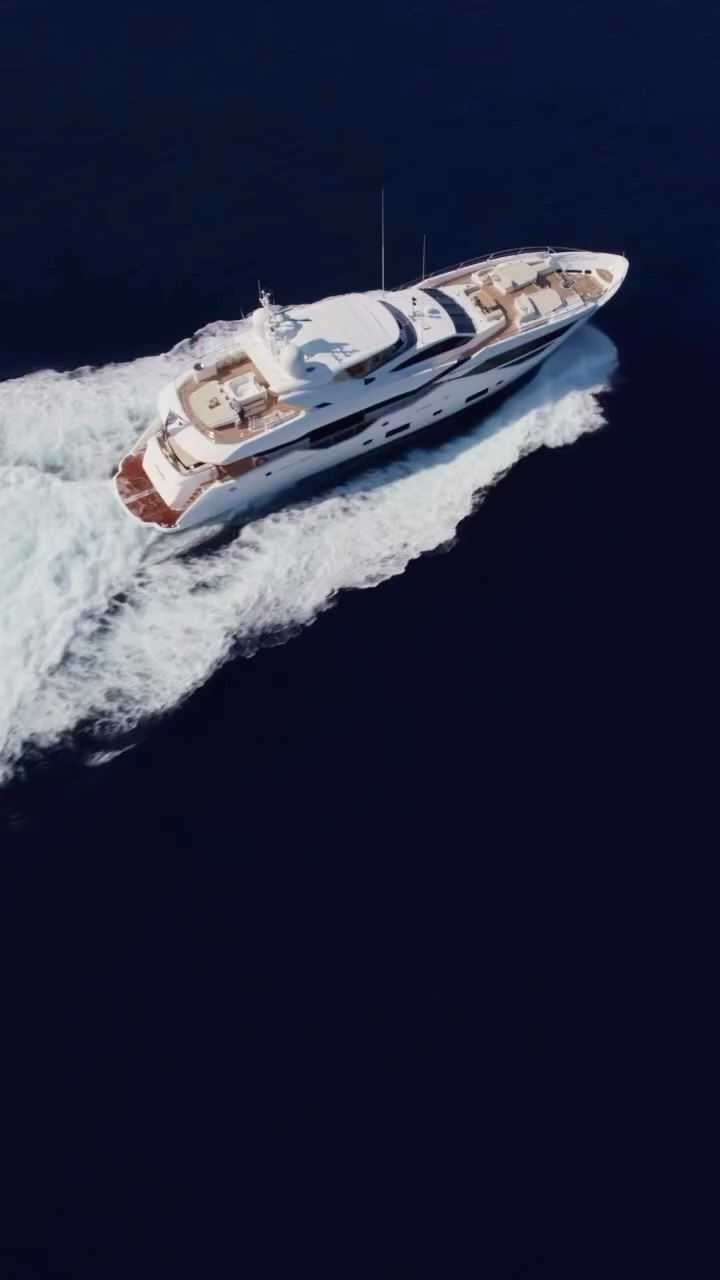 A refined perspective on life at sea.
Where design, freedom, and destination define modern luxury.
#luxurylifestyle #luxurytravel #yachtlife #superyacht #yachting