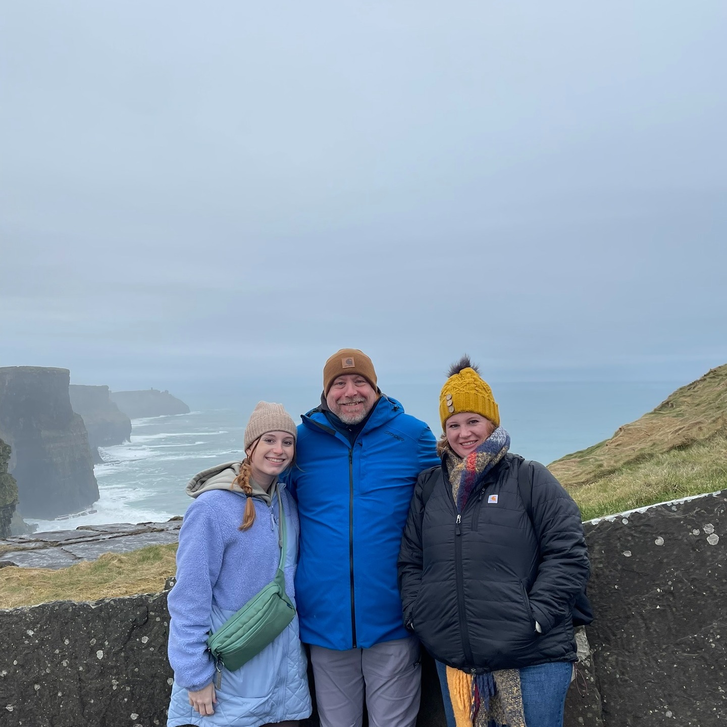 The year I stopped playing it safe.
2025 brought big changes—empty nests, milestone birthdays, adventures around the world, and the scariest leap of all: leaving my corporate job to pursue passion projects.
I struggled with fear. I questioned myself. But somewhere in the mess of it all, I found something I'd been missing: confidence in who I actually am.
As we head into 2026, I'm done trying to fit into someone else's version of what my life should look like. I'm standing taller, taking up space, and ready for whatever comes next.
If you're thinking about your own big leap this year—read my full reflection on the blog (link in bio or https://www.fiftyseasonedlife.com/post/the-year-i-stopped-playing-it-safe).
Here's to choosing ourselves in 2026. ✨
#FiftyAndSeasoned #MidlifeReinvention #NewYearNewYou #Over50AndThriving #WomenOver50 #MidlifeBloom #YearOfChange #ChoosingYourself #SecondAct