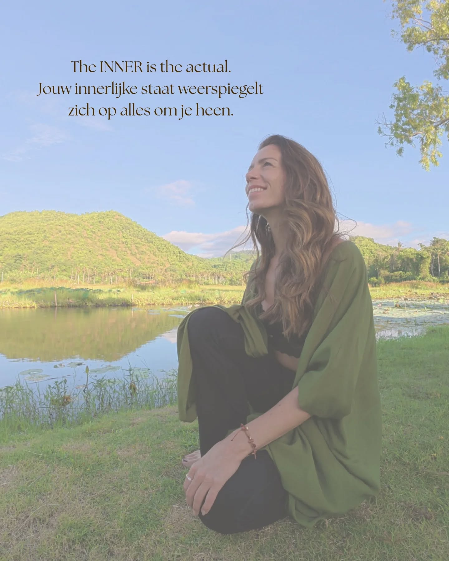 Almost the end of 2025 ✨
Dit is zo’n moment om even stil te staan.
Terug te kijken.
Te voelen wat dit jaar je écht heeft gebracht. 🤍
Misschien waren het successen.
Misschien lessen die je liever niet had geleerd.
Misschien groei, juist door loslaten.
Wat is jouw grootste les uit 2025?💫
Ik ben oprecht benieuwd. Deel ‘m hieronder, we kunnen elkaar inspireren 🦋
#2025 #endoftheyear #reflection