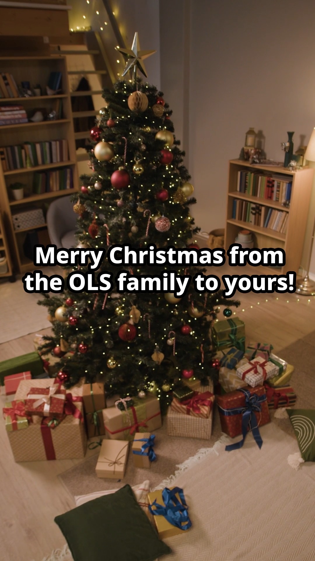 We wish you a Happy Christmas and an even happier New Year! Enjoy some time to relax with loved ones, and a happy, cosy home. What's your wish for 2026? Share them with us!
Psst, don't forget to check out the irresistable treats at our online Christmas store, open till 6 Jan. Love, Our Lifestyle Shop 😍