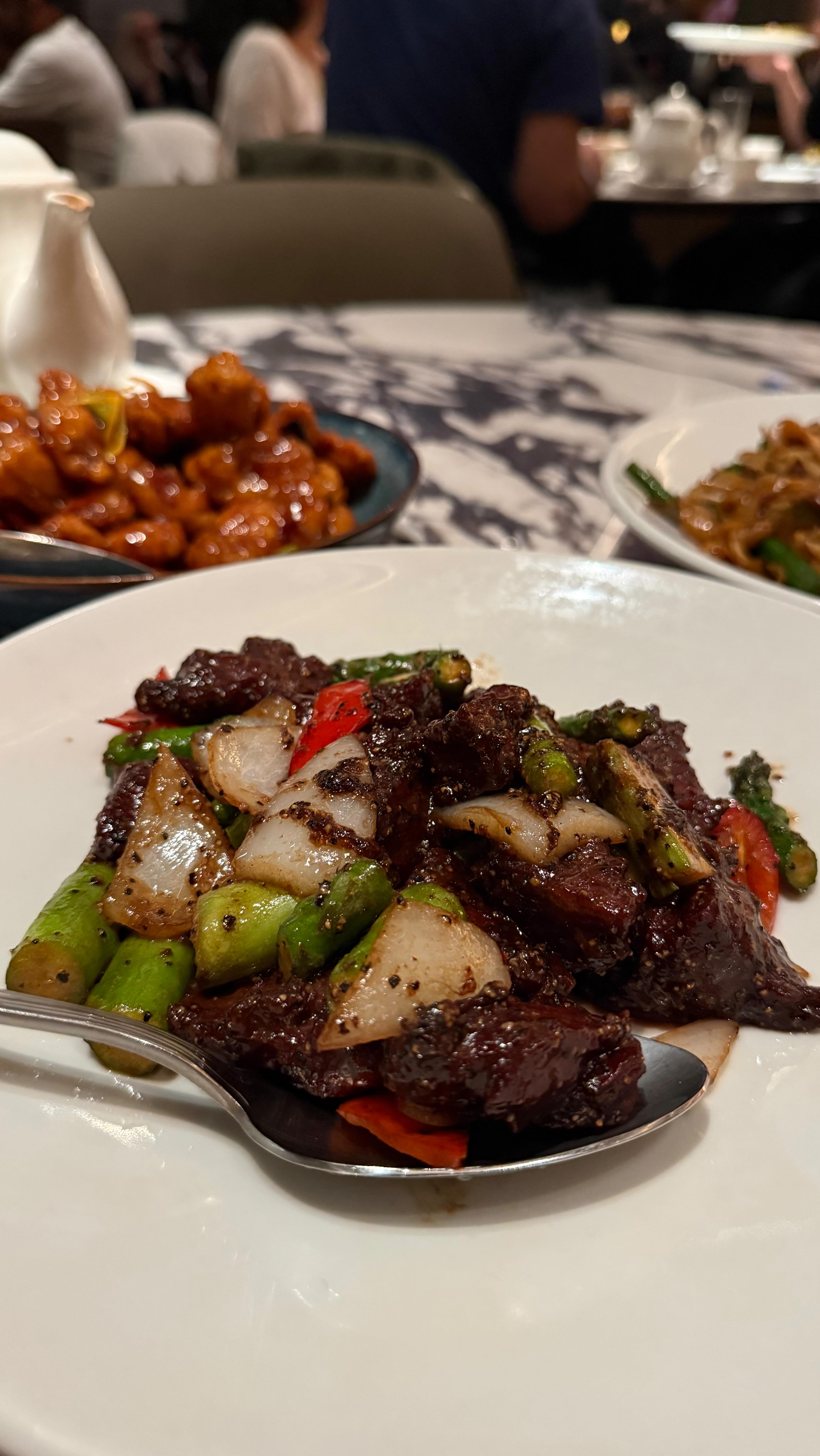 My 2026 goal: eat my way through every restaurant on the new LA Times 101 Best Restaurants list. 🍽️
I hit 75 last year, so this year I’m catching the ones I missed plus every new addition—starting with number 101 🤩 Panda Inn in Pasadena, opened in 1973 by the family behind Panda Express, kicks off the journey. 🚗 Parking situation: nice, large parking structure behind the restaurant
#LATimes101 #PandaInn #PasadenaEats #foodblogeats #foodiereels