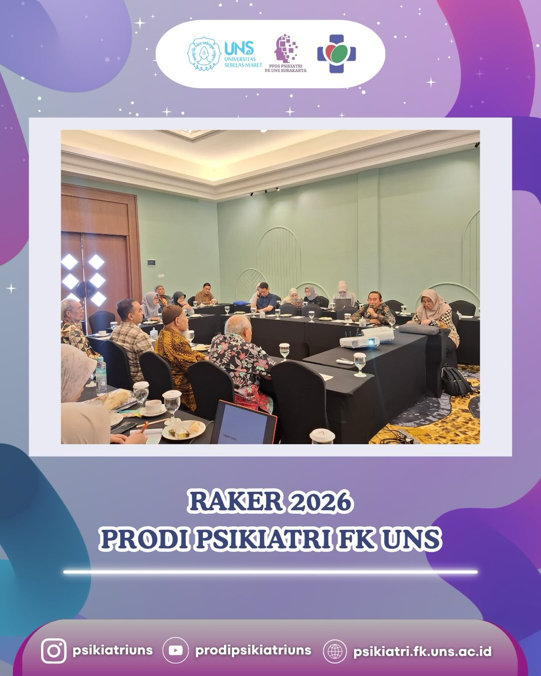 *Rapat Kerja Tahunan PPDS Psikiatri FK UNS*
Program Studi Psikiatri FK UNS mengawali tahun dengan Rapat Kerja Prodi sebagai momentum evaluasi dan perencanaan ke depan. Rapat ini membahas capaian program tahun sebelumnya serta strategi pengembangan pendidikan, penelitian, dan pengabdian di tahun 2026.
Dengan semangat kolaborasi dan komitmen bersama, Prodi Psikiatri FK UNS terus melangkah untuk meningkatkan mutu dan kontribusi di bidang kesehatan jiwa.