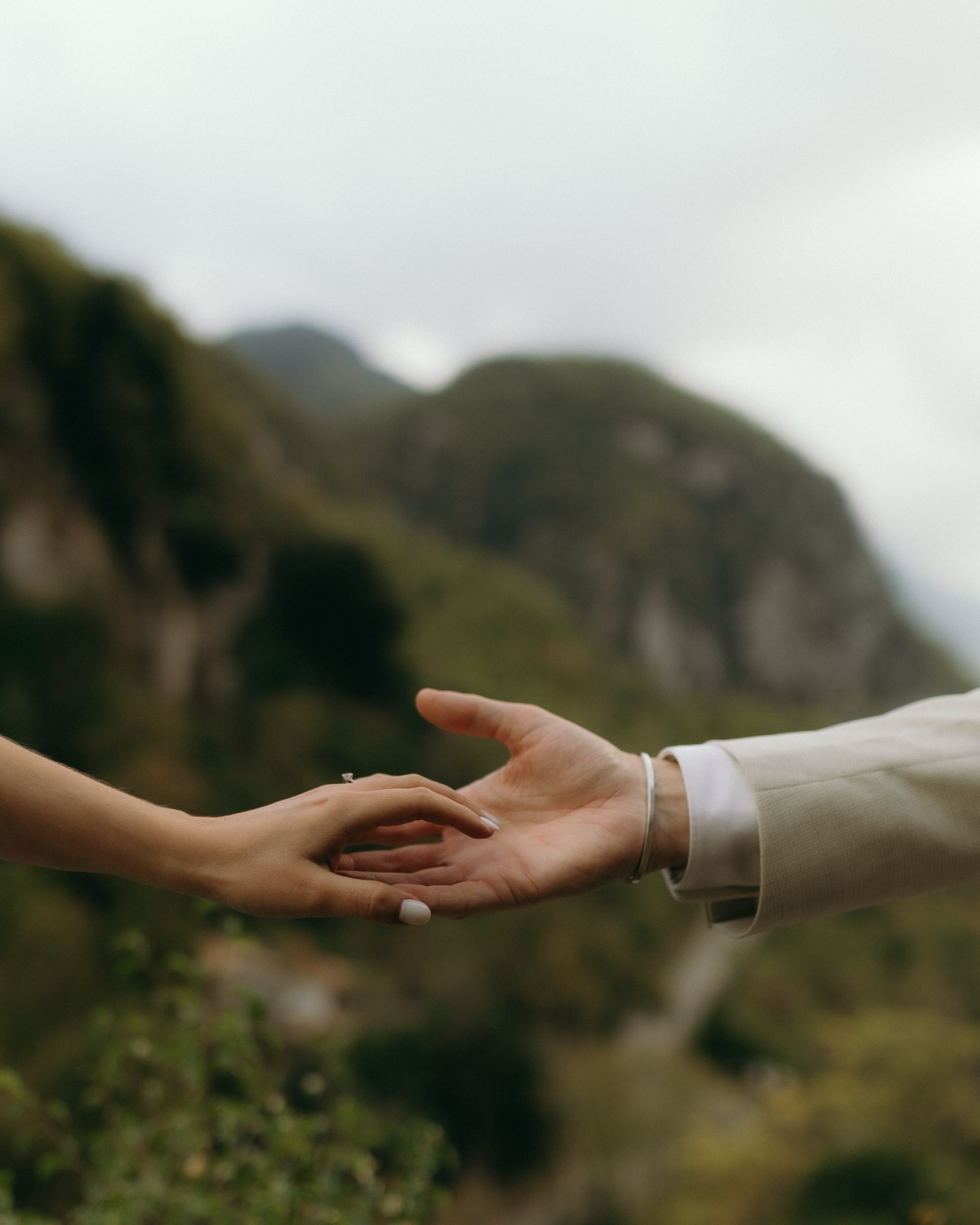 Je ne me voyais pas finir l’année 2025 sans poster une toute dernière séance photo que j’ai beaucoup aimé dans l’arrière pays ni