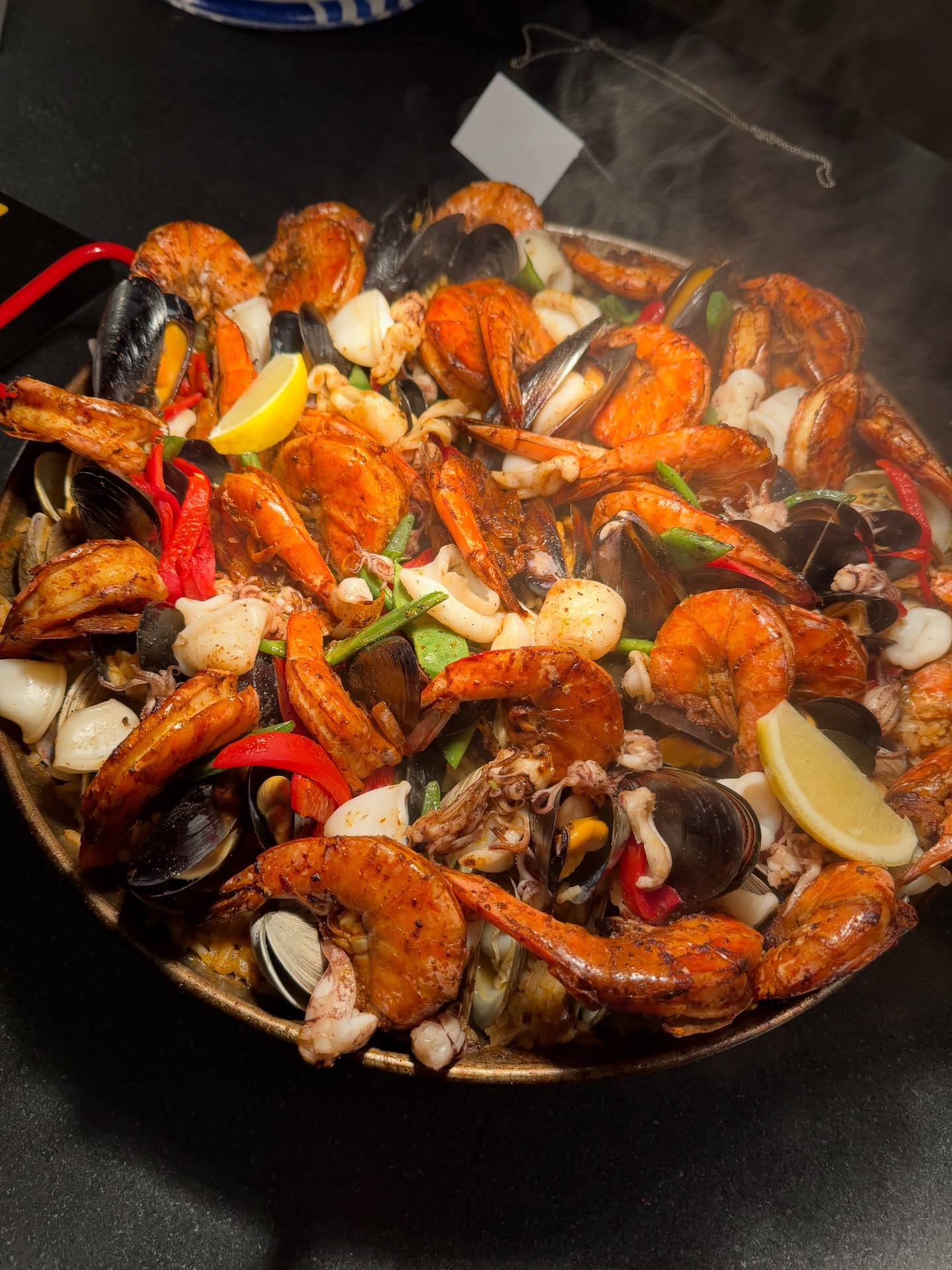 12 paellas 🥘 for a holiday celebration