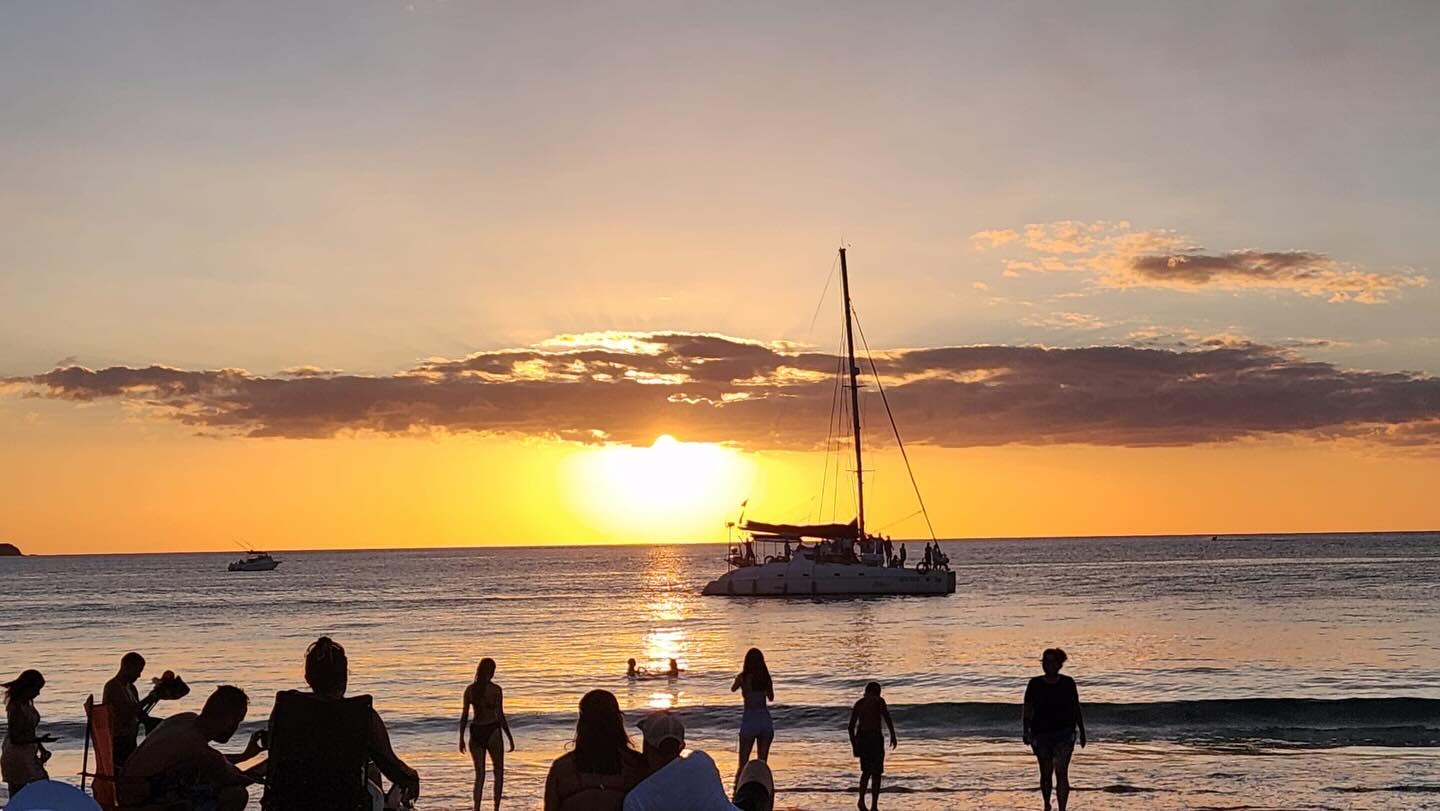 When friends send you photos from shore like this, how do you not share!