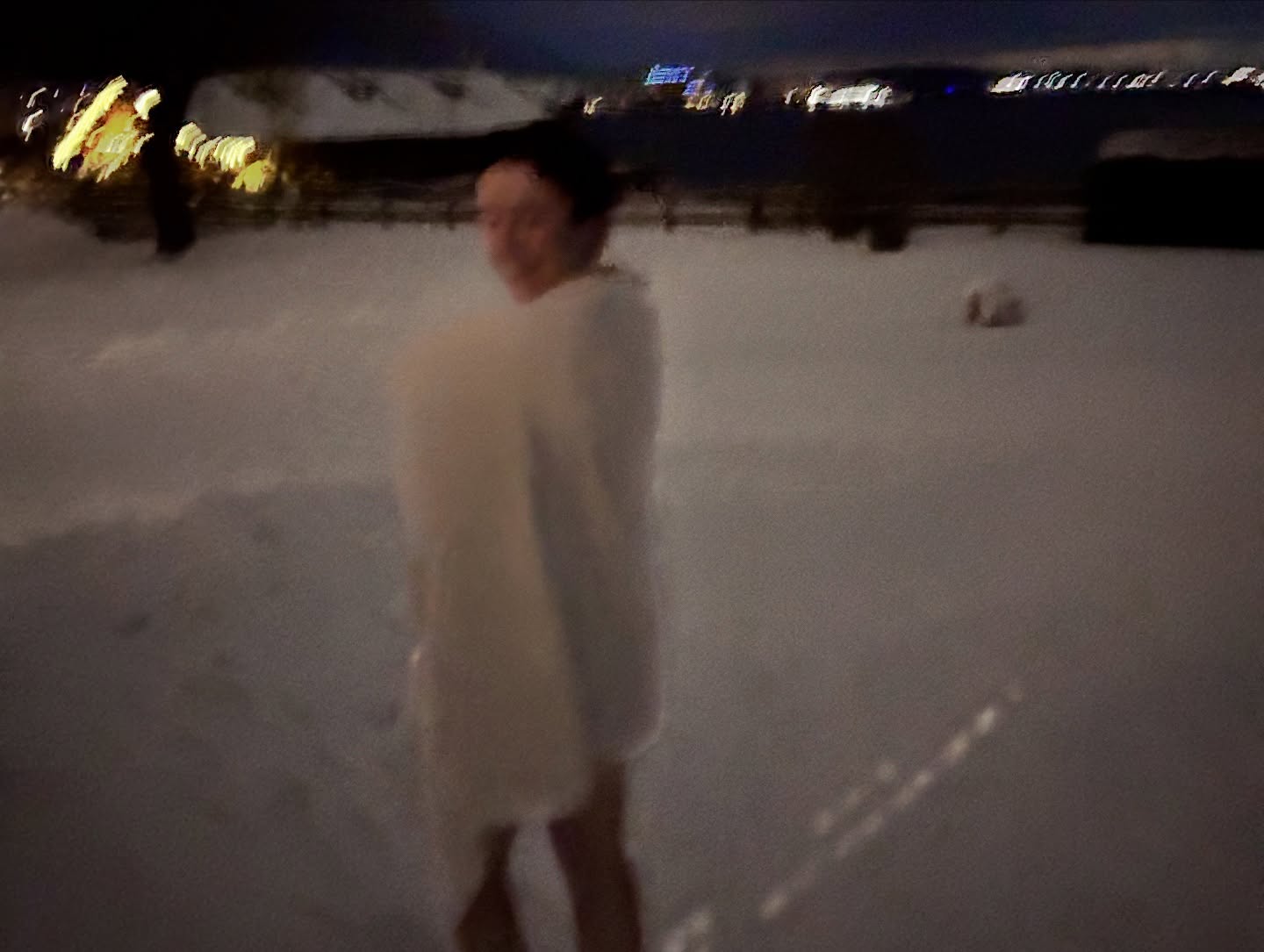 My 2025 started with ice bathing alongside my favorite people — and that’s pretty much how it felt all the way through. More of this next year, please 💓
1. captured by @angelika.wirth ❤️
2. @atnaofficial & @ensemblereflektor in Baden-Baden - such a party with you
3. morning view in Hamburg
4. old habits in Salzburg
5. soaked in Vienna for the first time
6. Edinburgh, met the gorgeous @lizotte_caroline and took time for myself
7. met a new wonderful person & musician
8. brought together some of my favourite artists to record an album
9. & 10. discovered Albania with Schätzle @anicecake
11. surprising light at familiar environment
12. somewhere between Berlin and Munich
13. support at Berlin Phil when playing with @utopia.orchestra 🫶🏻
14. fav hotel room of the year: Rotterdam
15. Athens in November
16 & 17. home
18. Feels even more like home year after year
19. Esslingen
20. @elshan.ghasimi 💜
📷 7 @daloe_lama
📷 17 Gerhard Kühne
🎧 @shuteen_ @nilskugelmann 🫶🏻