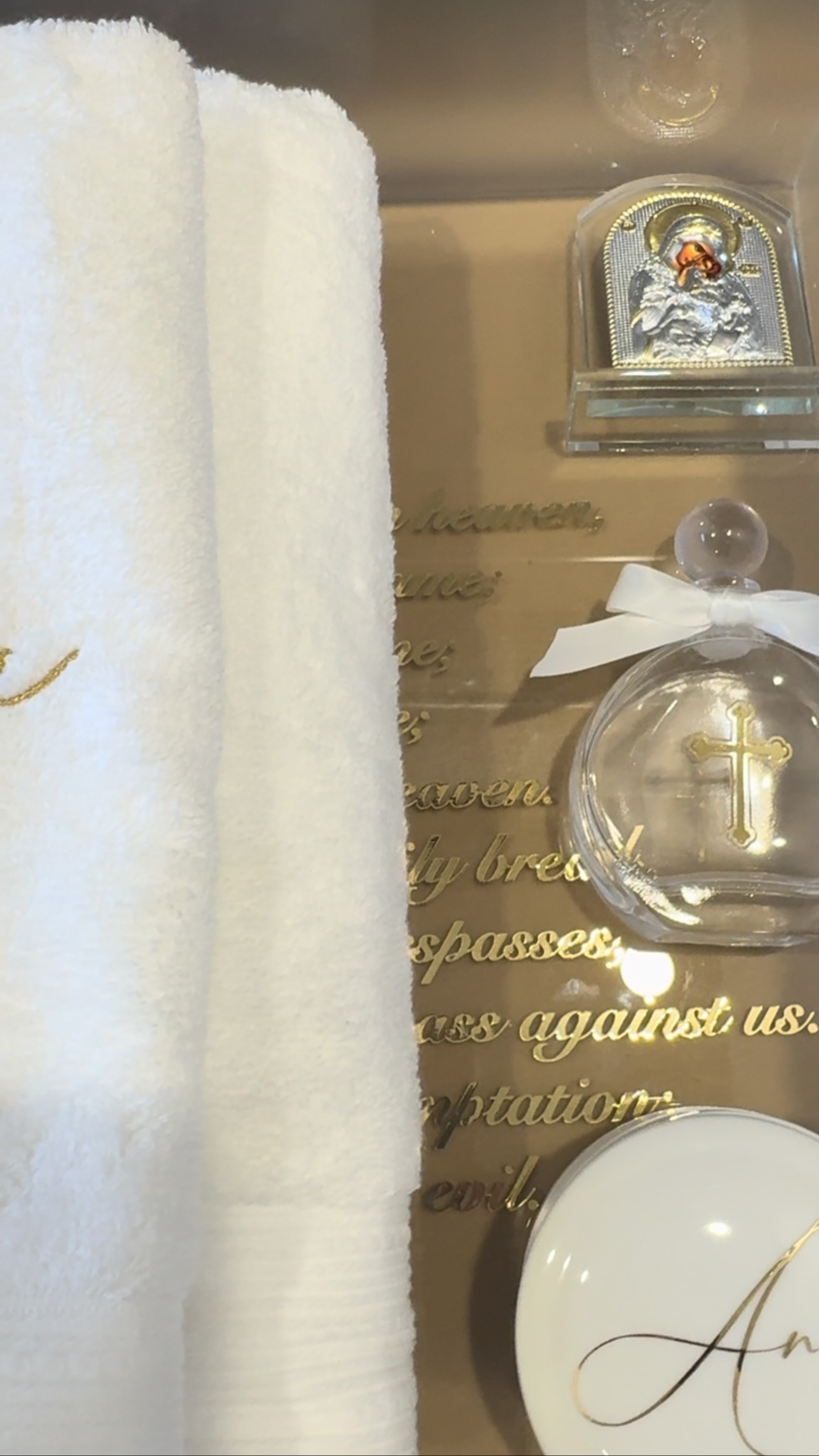 ANA & AMELIA | 27.12.2025
•••
Our last Christening for the year… Thank you for trusting me with your beautiful christening packages… family spreading love and recommending me abroad 🙏🏼🫶🏼💖💖💖
God bless - flying in all the way from America to rejoin their families here in Australia to celebrate their milestone, entering Gods family.