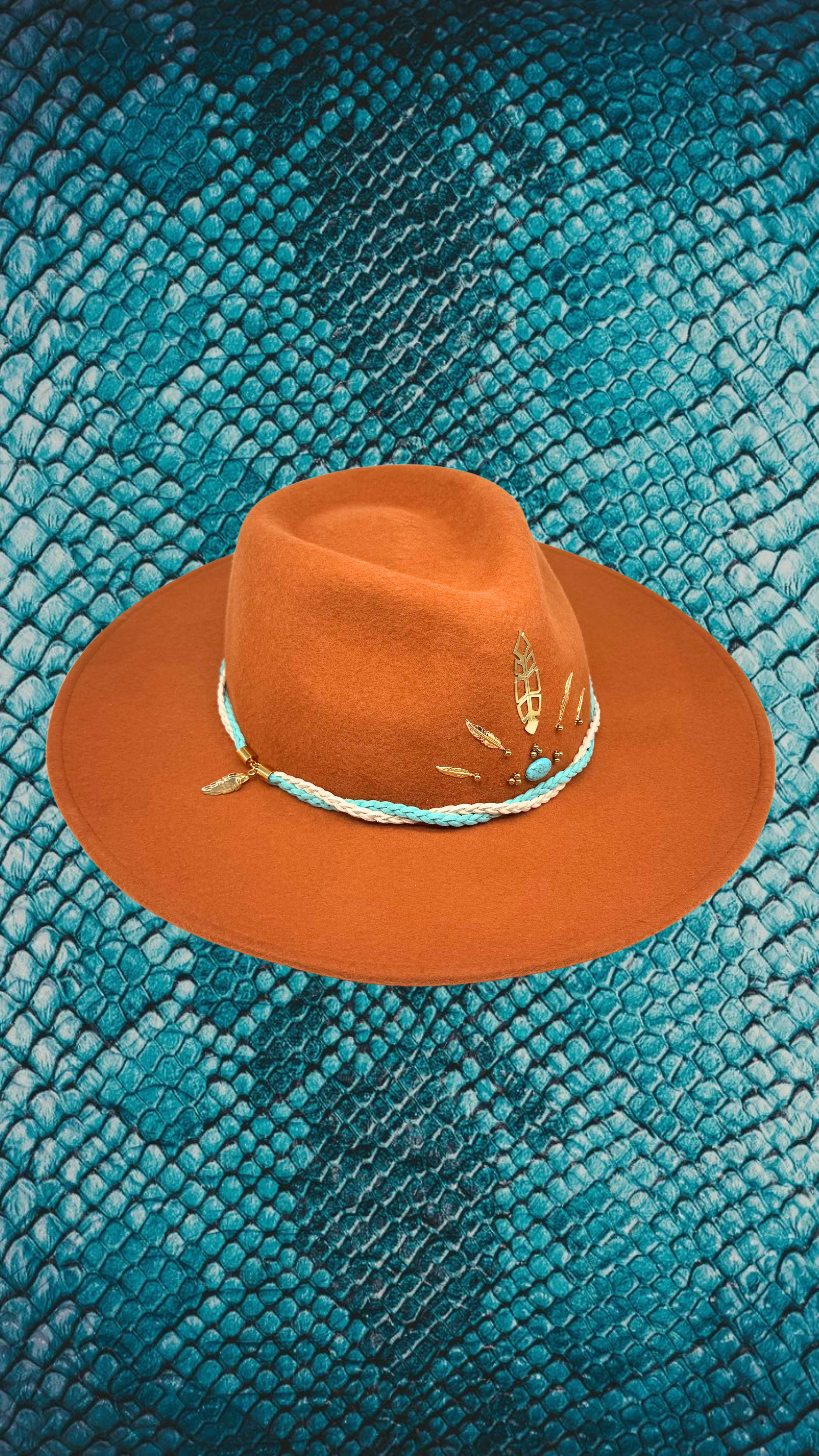 Vous validez le mélange de la couleur Canyon et la Turquoise? 🧡🩵 Moi j’adore 😍😍 #rubambelle #rubambellechapeau #chapeau #chapeaux #hatstyle