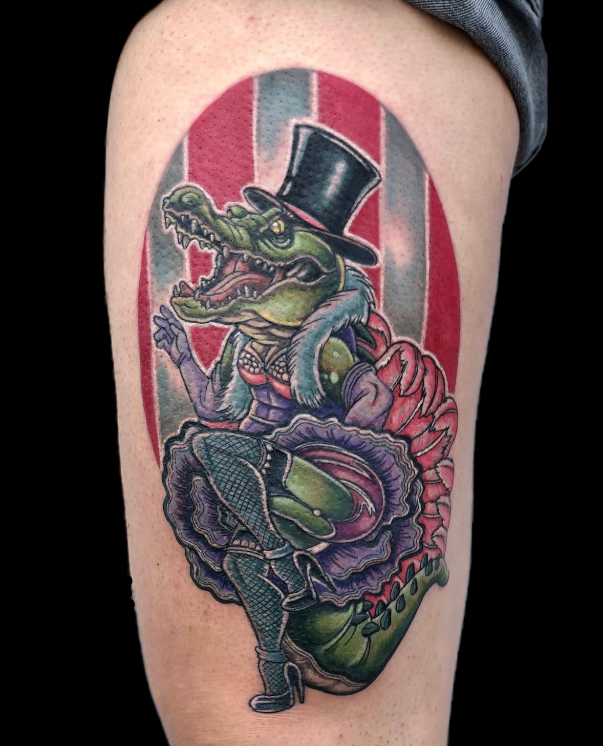 One of my favorites, this fun burlesque alligator really sums up Florida to me
#alligators #florida #tattoo
@luckysupplyusa @eternalink @truetubes @inkmaster @afterinked @afterinkedcolombia @electricgoldonparkblvd @kingpintattoosupply